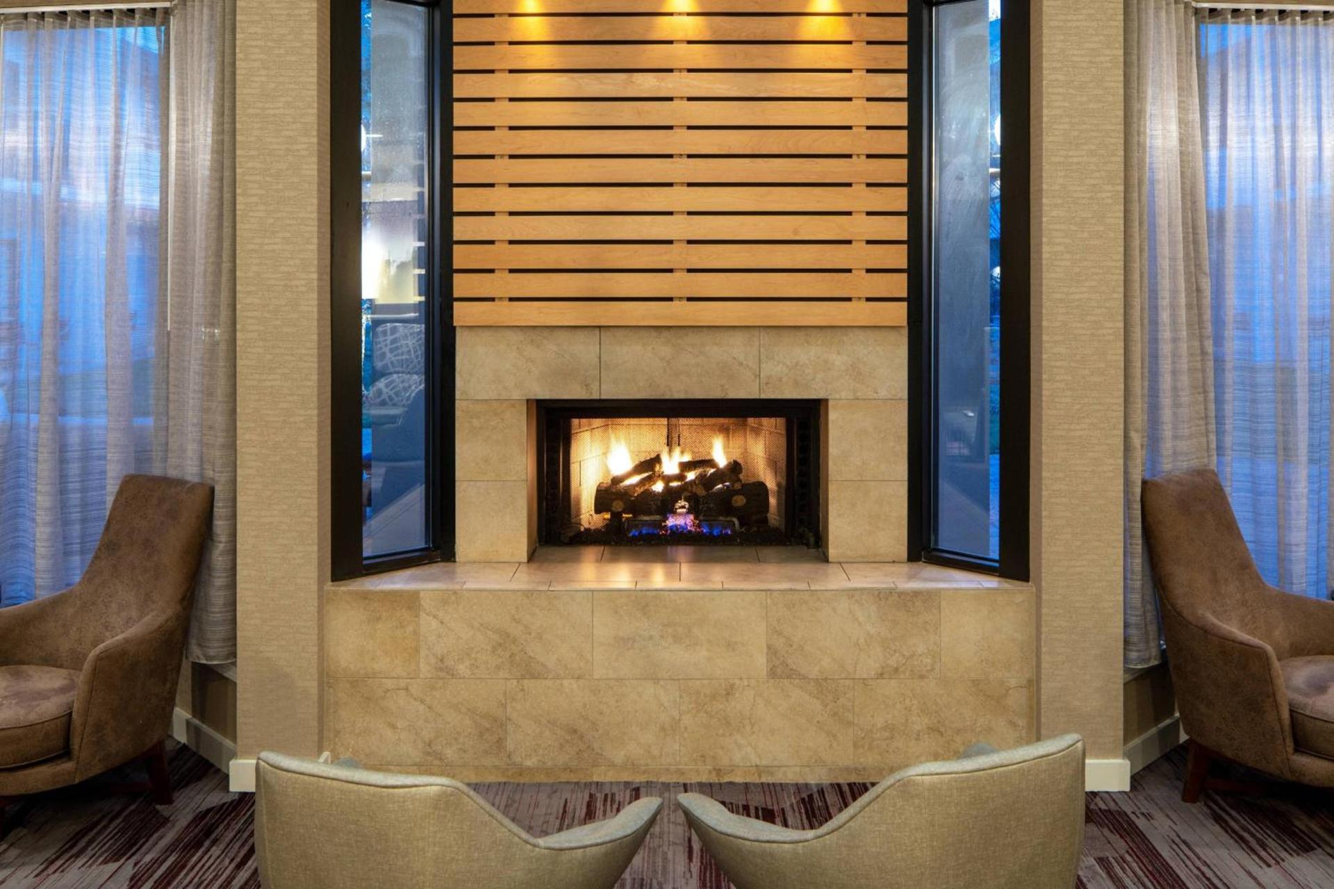 Courtyard by Marriott Dulles Airport Herndon/Reston photo 6