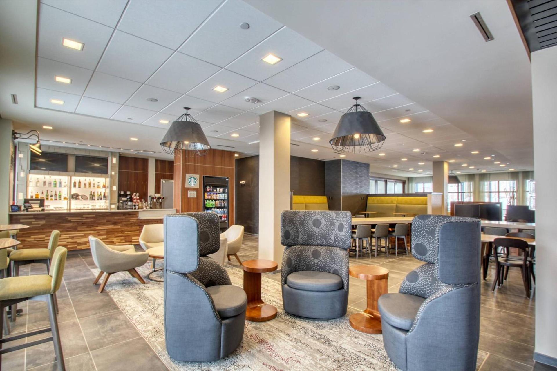 Courtyard by Marriott Fargo photo 61