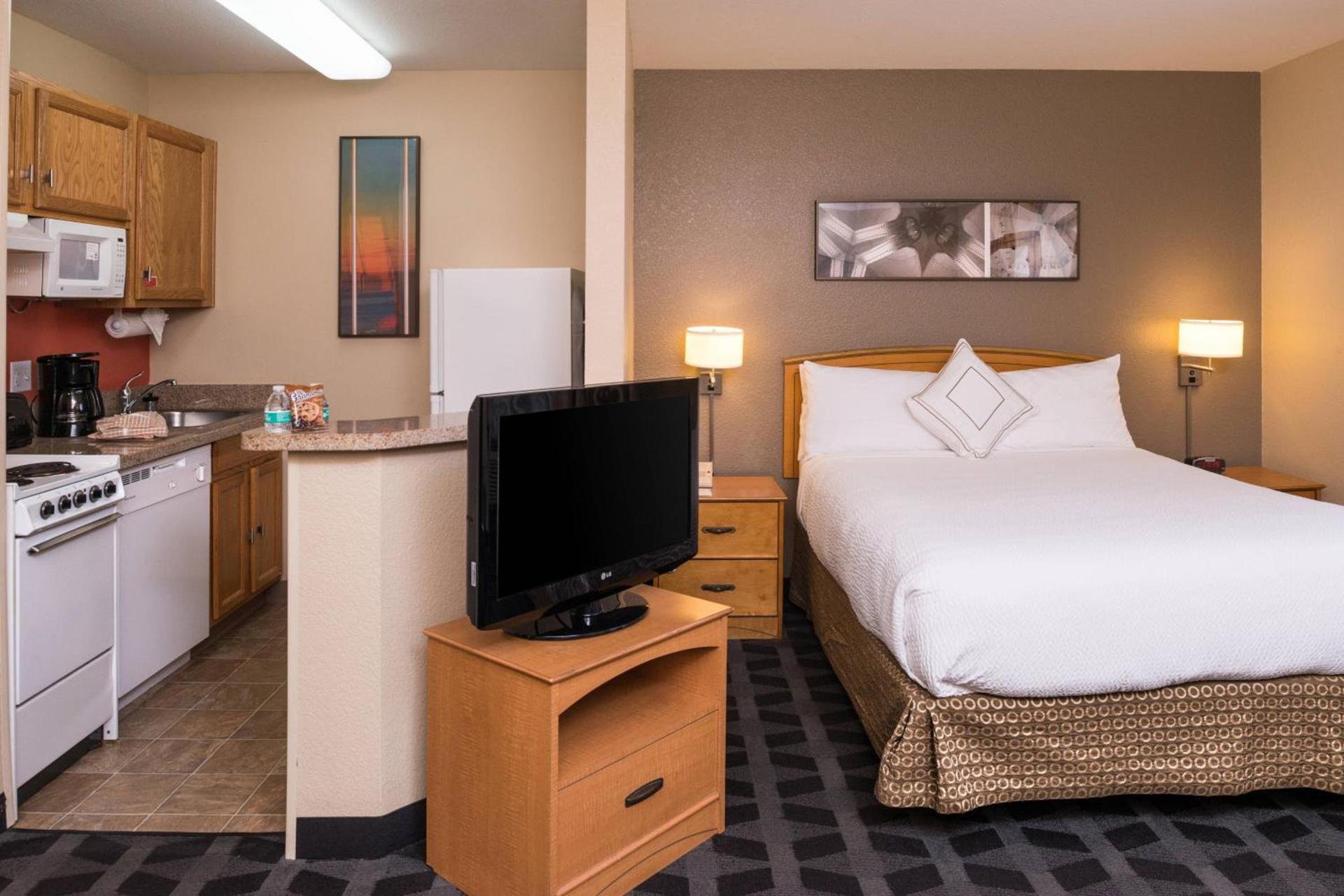TownePlace Suites by Marriott Anaheim Maingate Near Angel Stadium photo 8