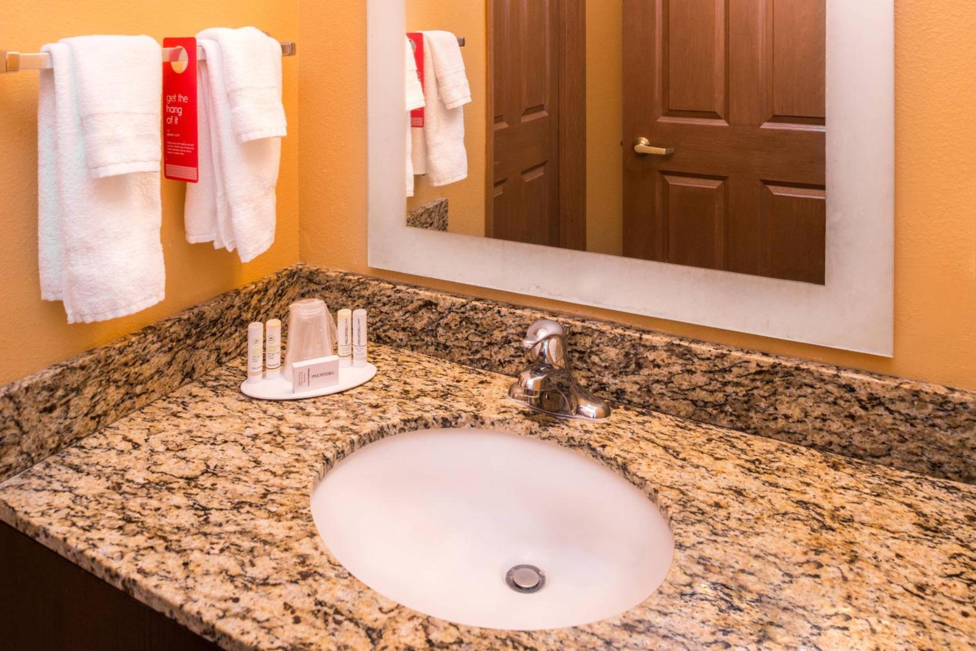 TownePlace Suites by Marriott Anaheim Maingate Near Angel Stadium photo 21