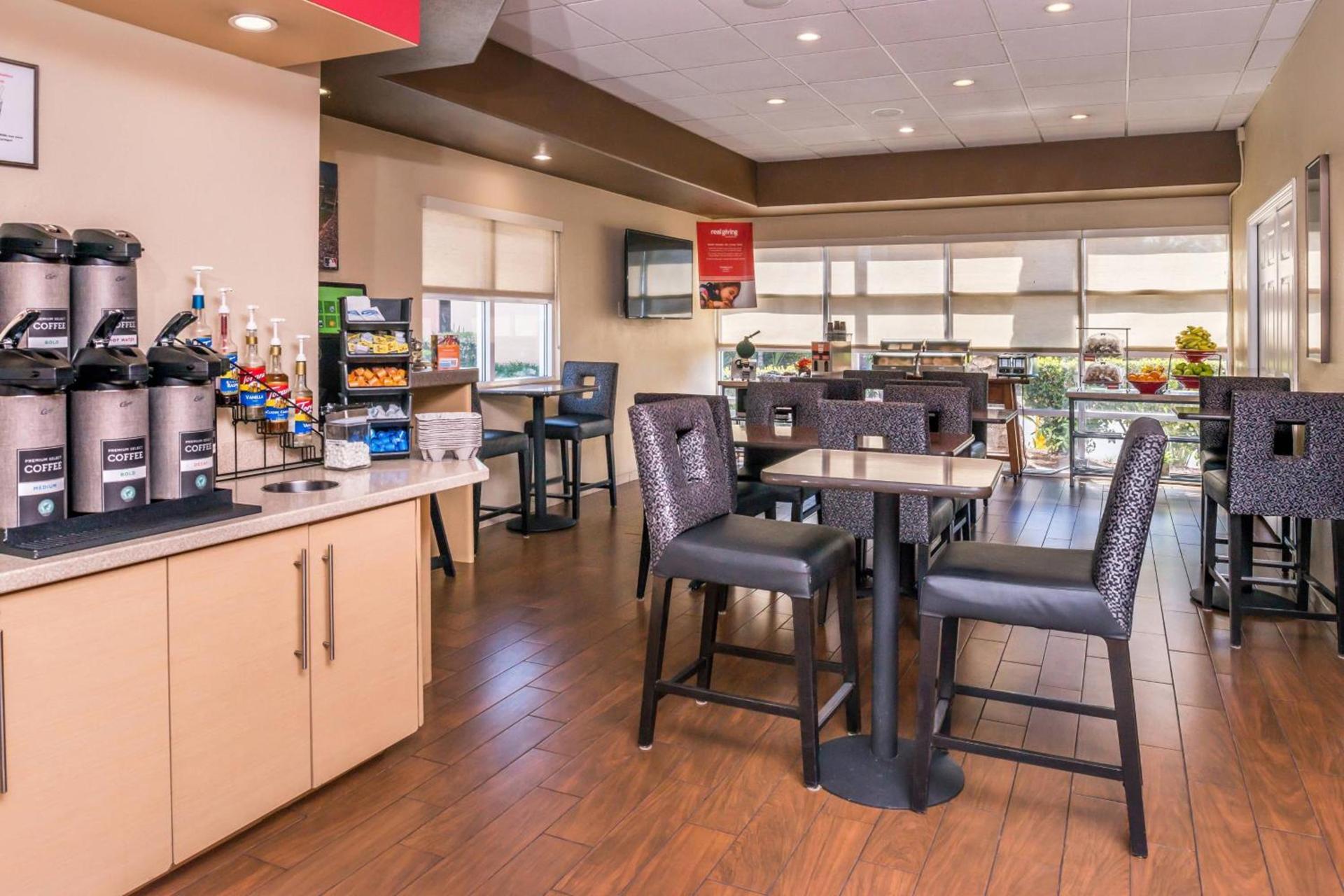 TownePlace Suites by Marriott Anaheim Maingate Near Angel Stadium photo 28