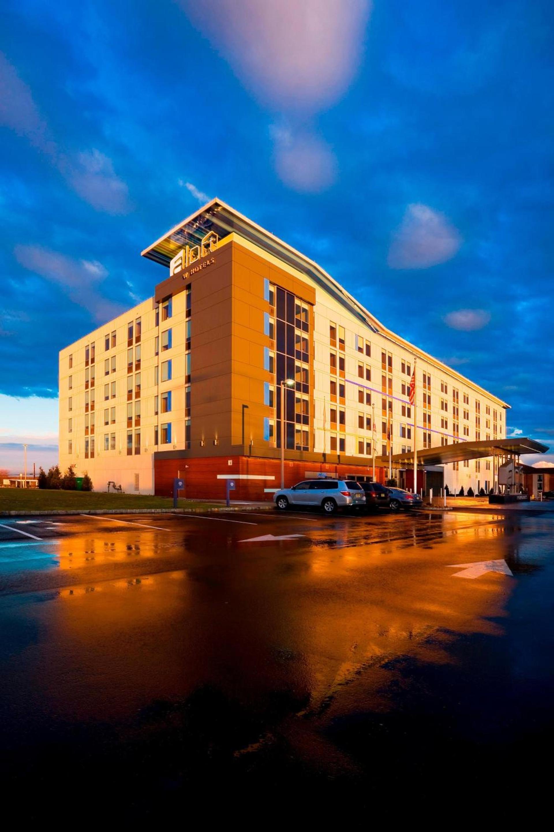 Aloft by Marriott Mount Laurel photo 2