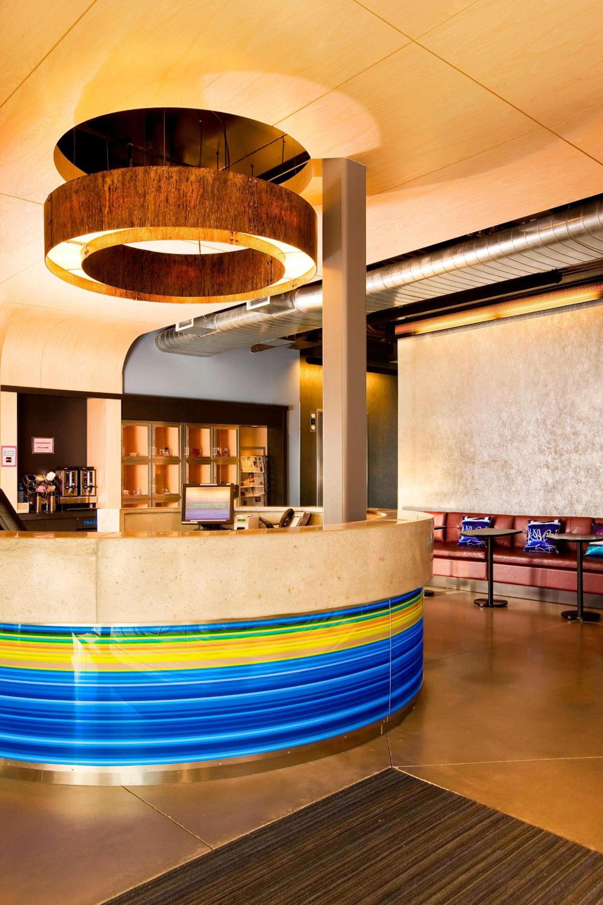 Aloft by Marriott Mount Laurel photo 4