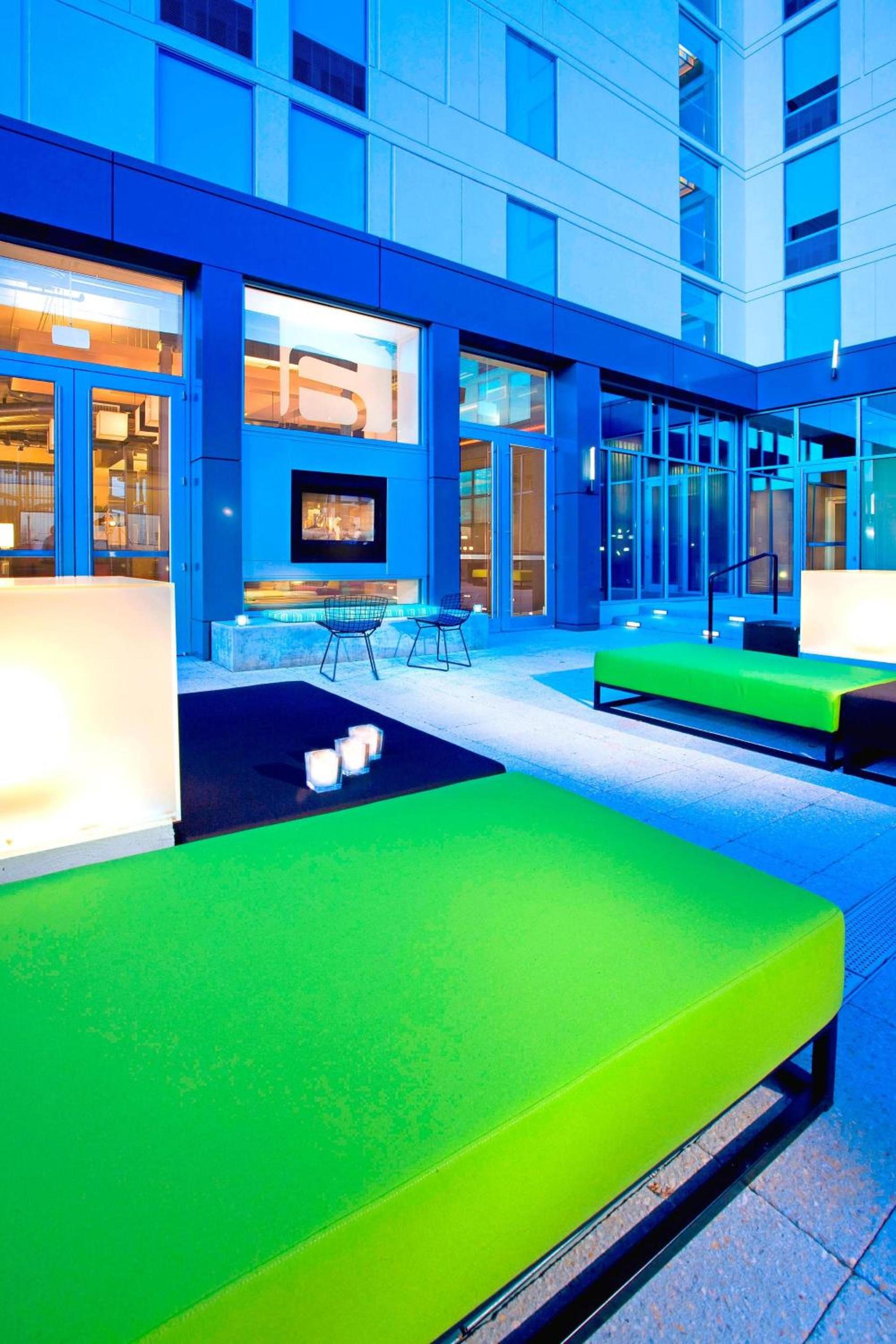Aloft by Marriott Mount Laurel photo 5