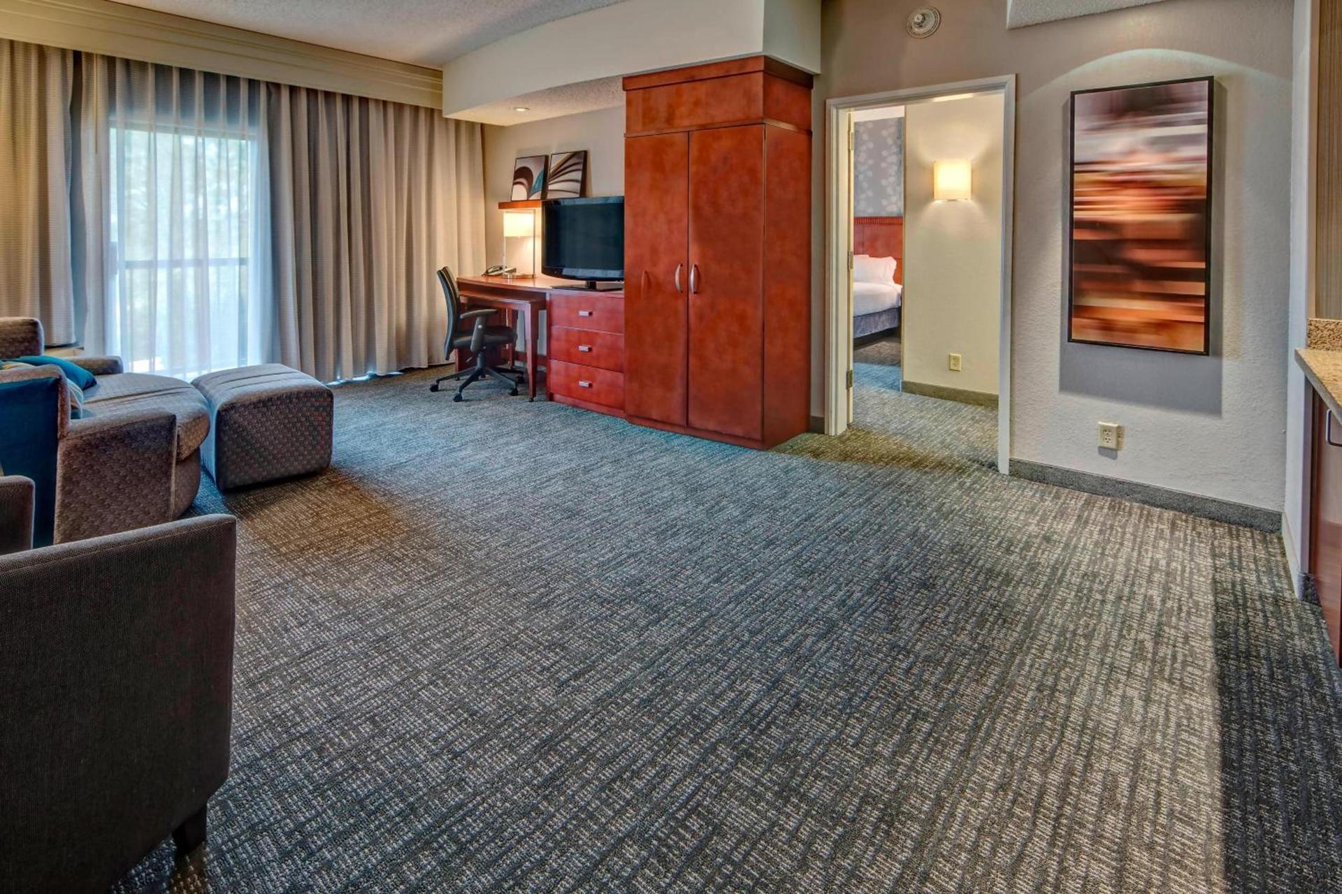 Courtyard by Marriott Memphis Southaven photo 14