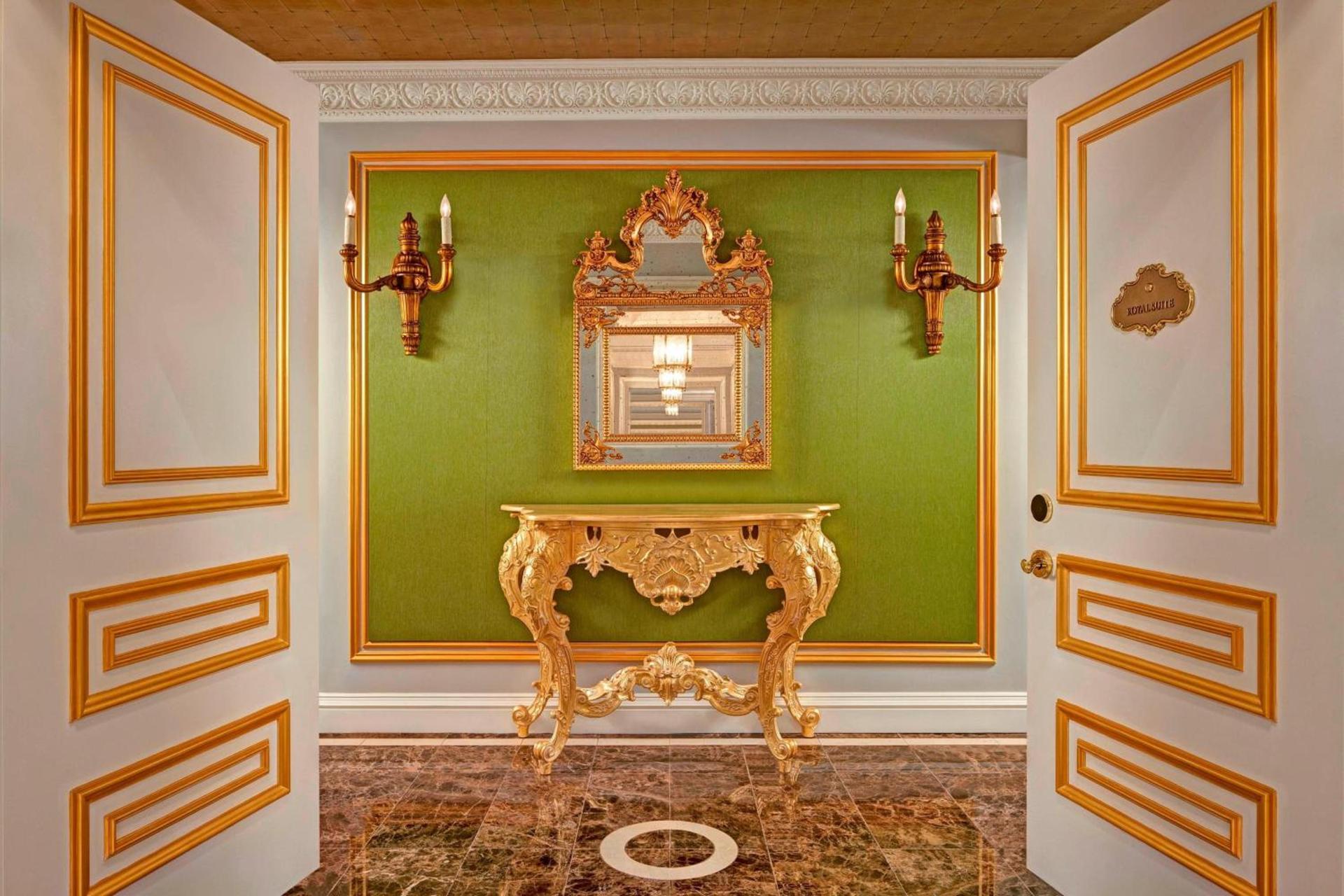 The St. Regis New York photo 42