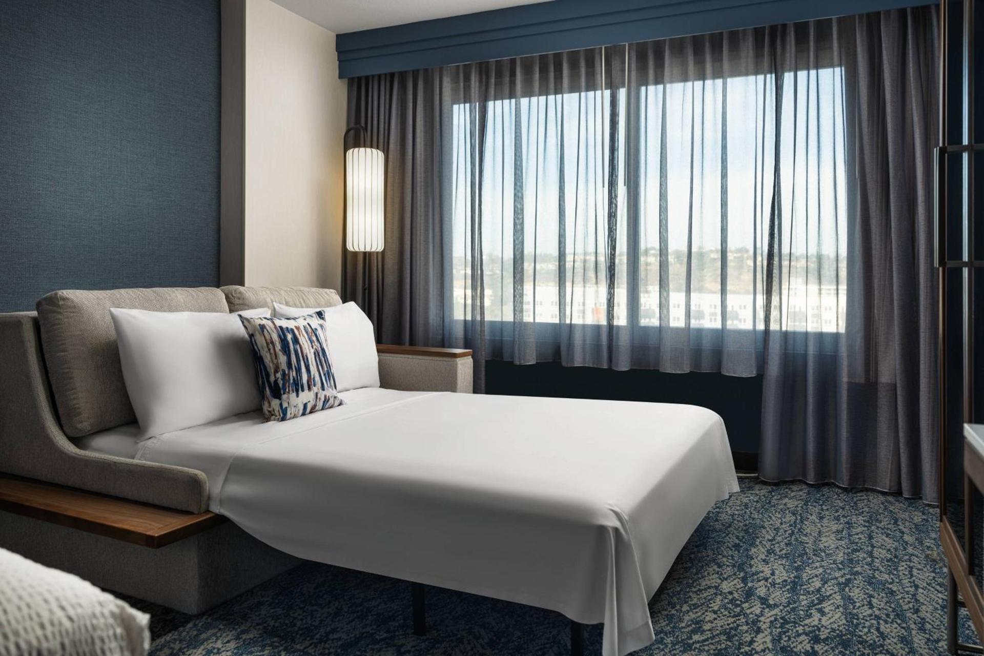 Courtyard by Marriott San Diego Mission Valley/Hotel Circle photo 9