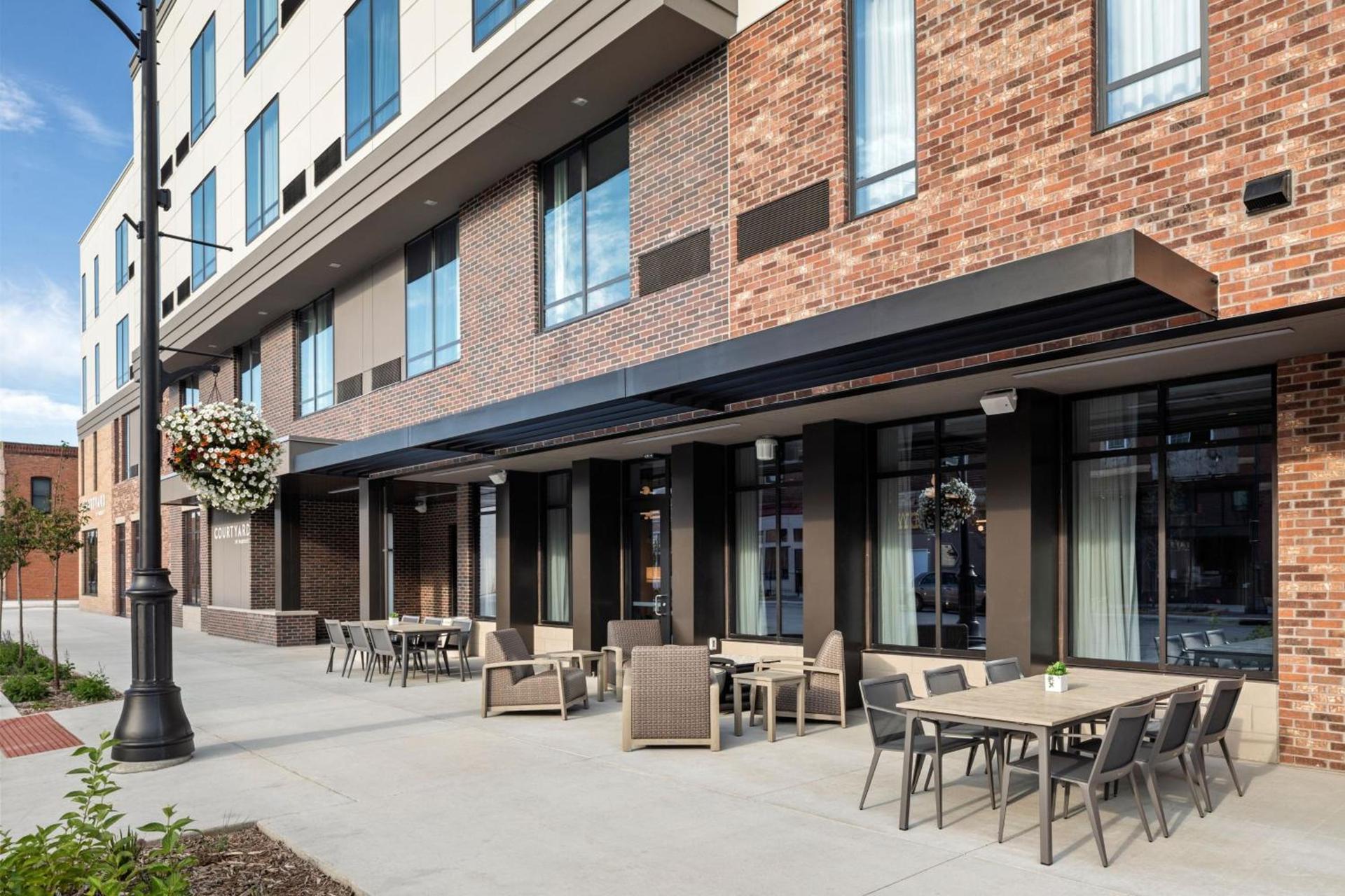 Courtyard by Marriott Owatonna Downtown photo 4