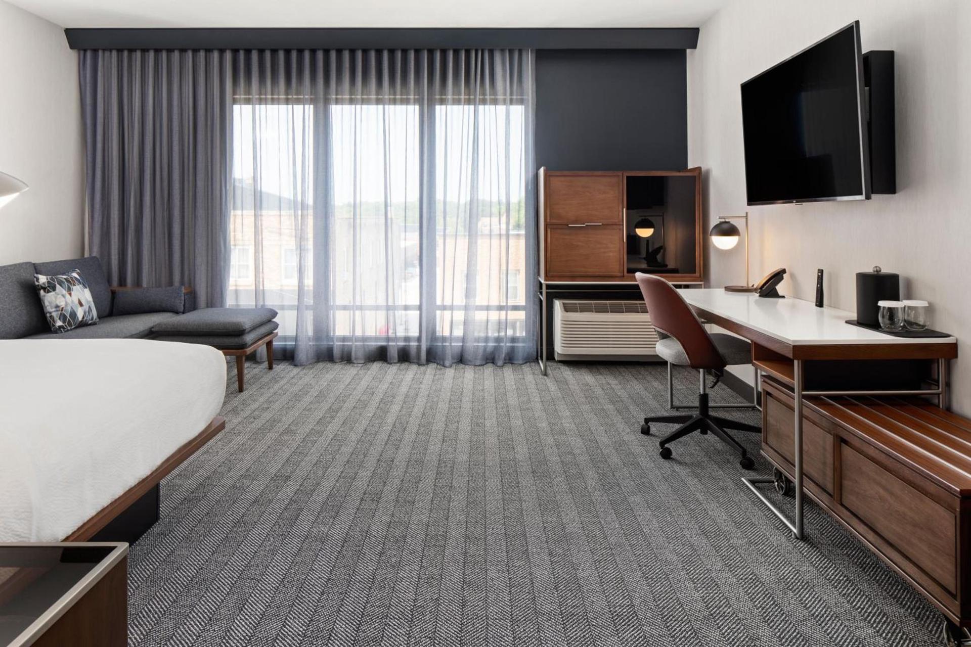 Courtyard by Marriott Owatonna Downtown photo 11