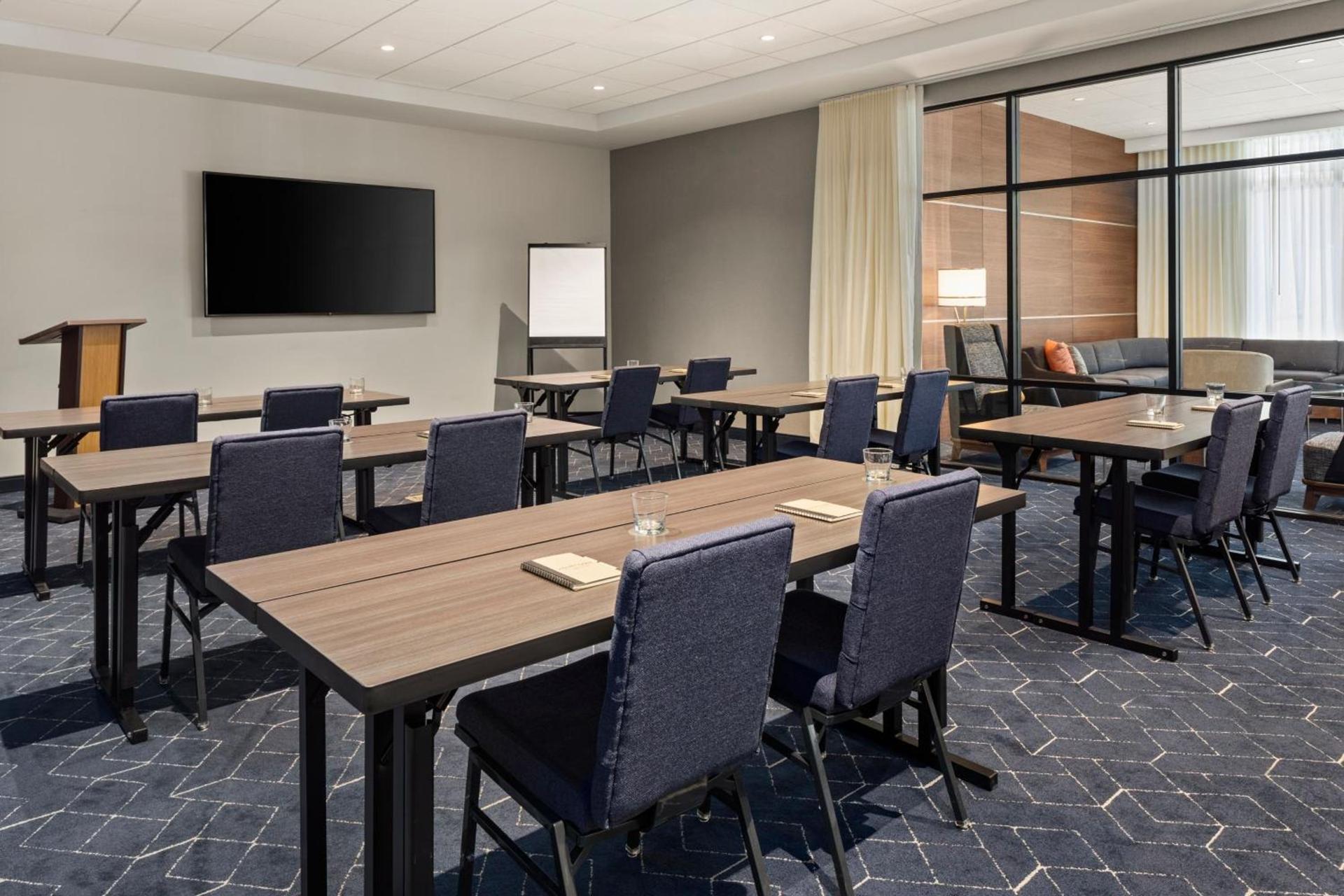 Courtyard by Marriott Owatonna Downtown photo 27