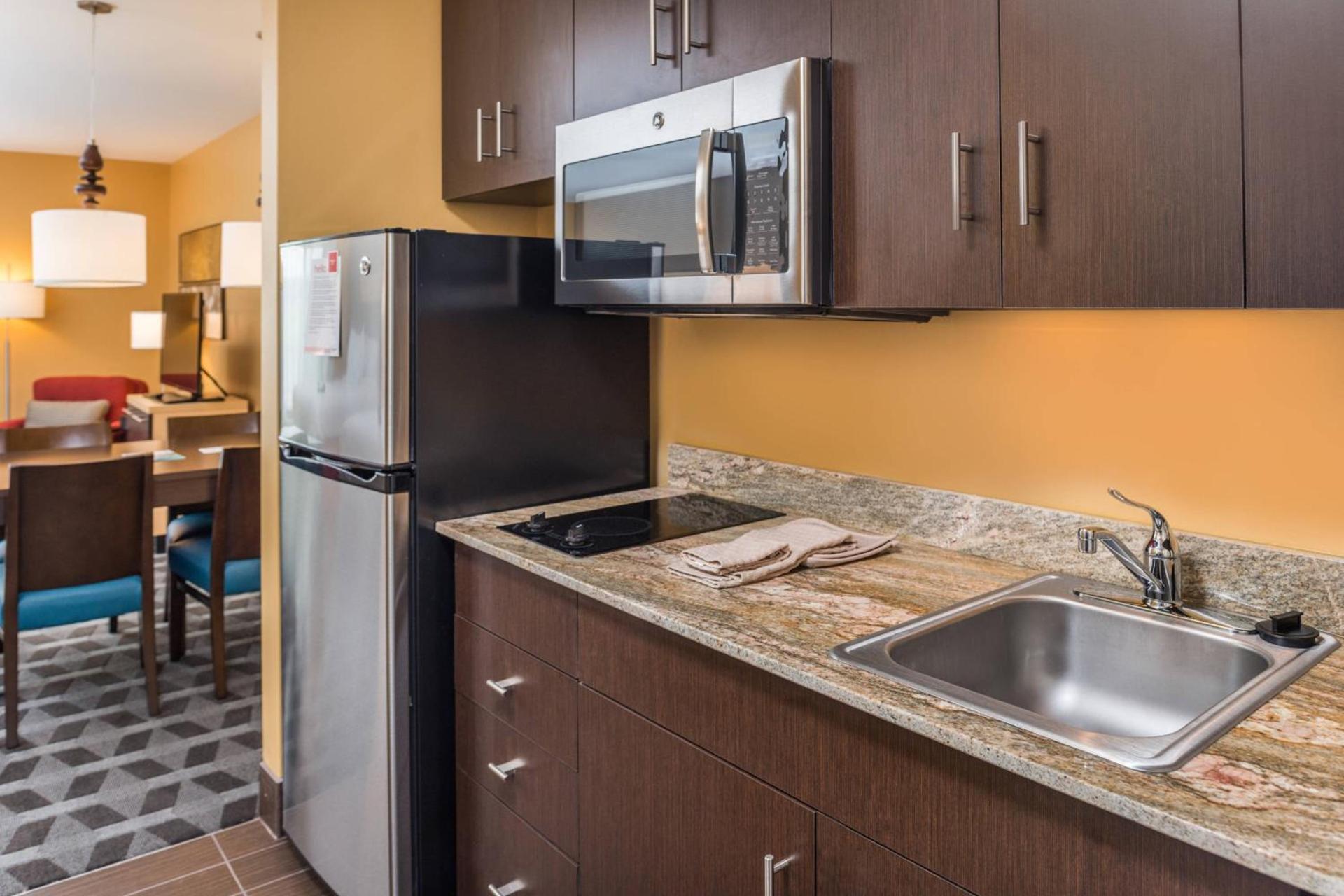 TownePlace Suites by Marriott New Hartford photo 6