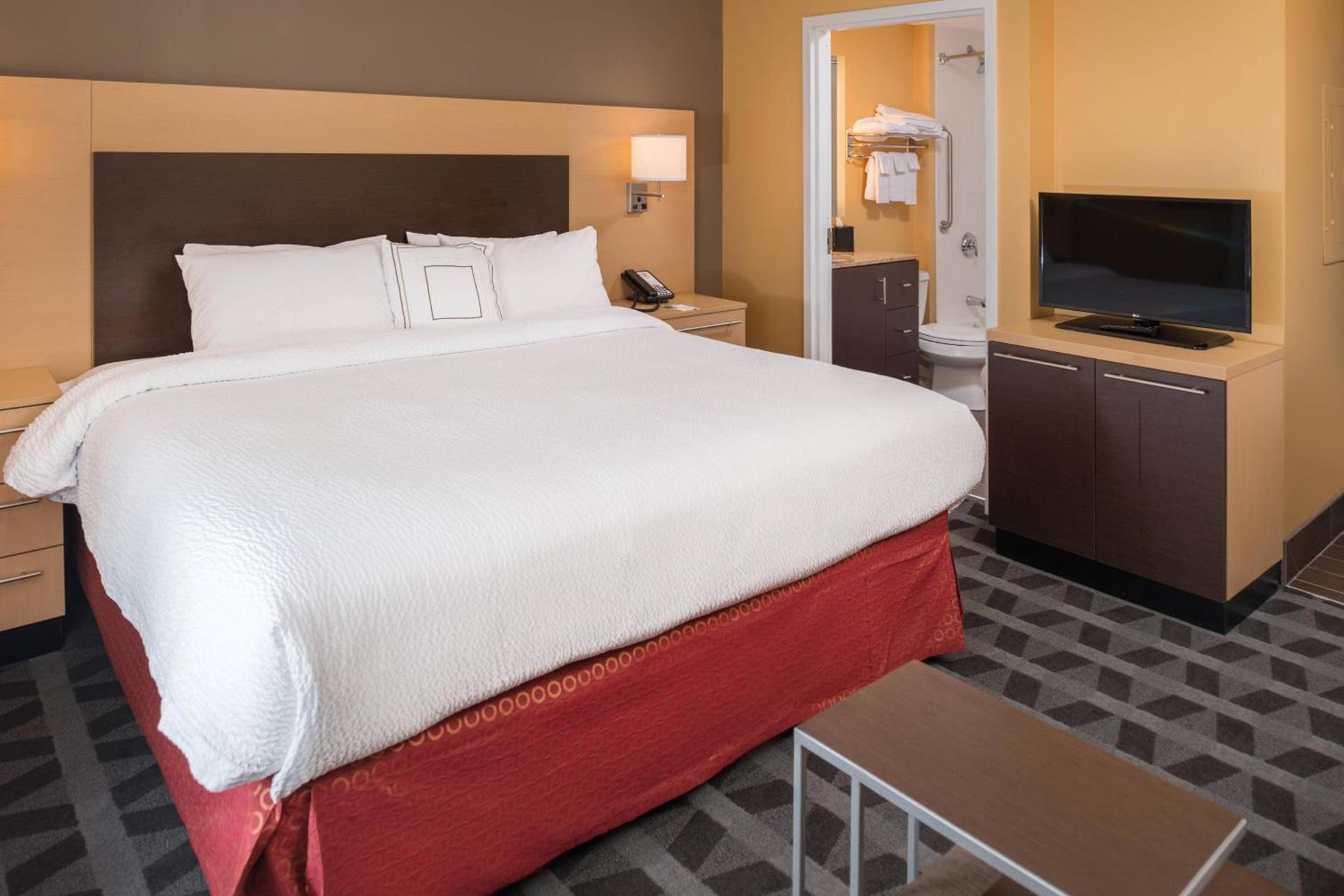 TownePlace Suites by Marriott New Hartford photo 9