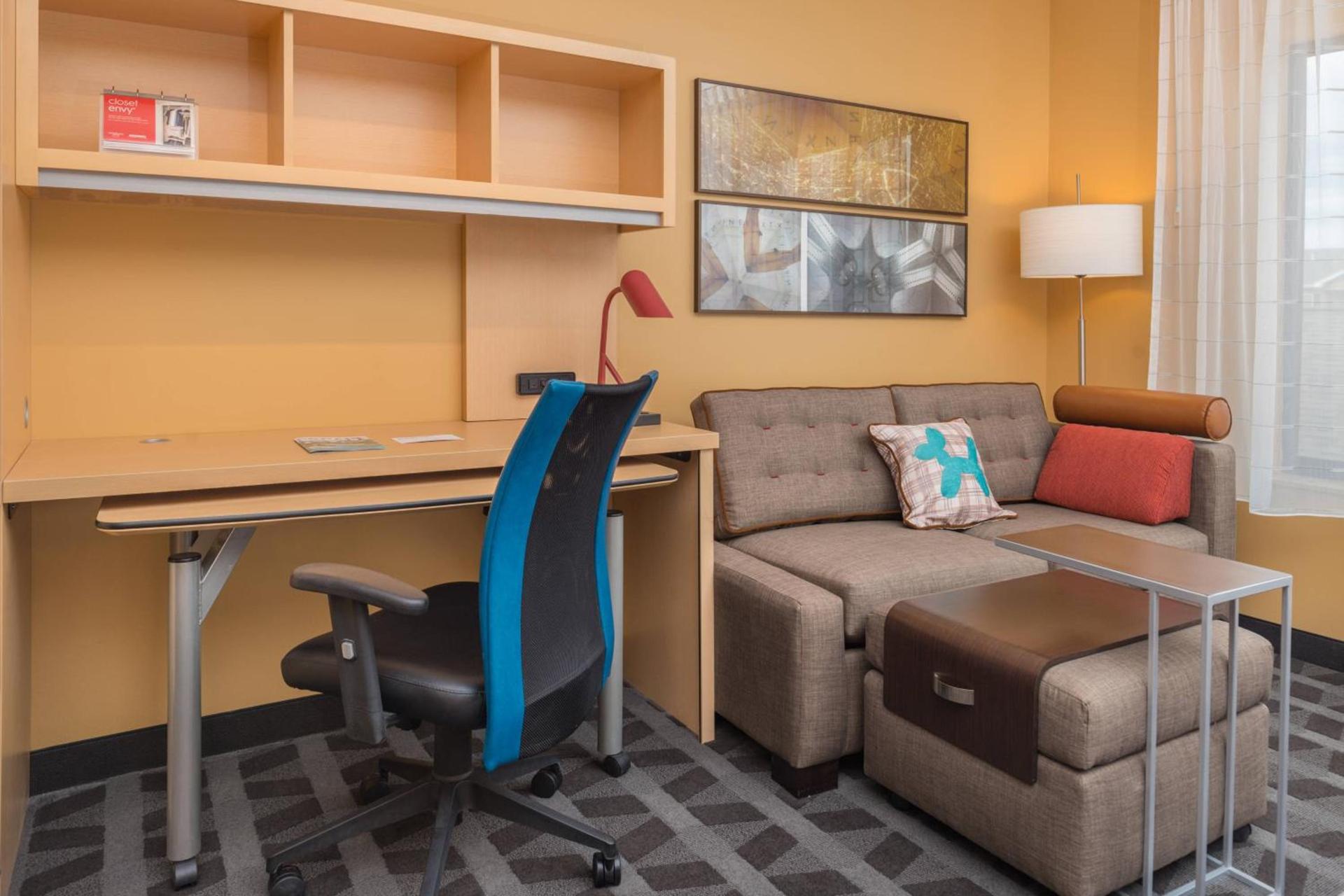 TownePlace Suites by Marriott New Hartford photo 11