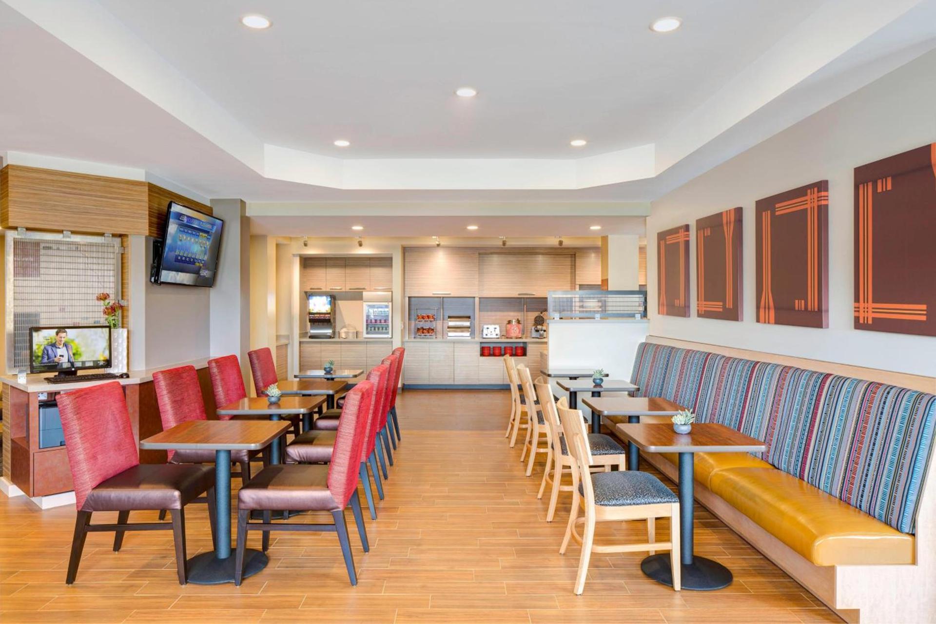 TownePlace Suites by Marriott New Hartford photo 38