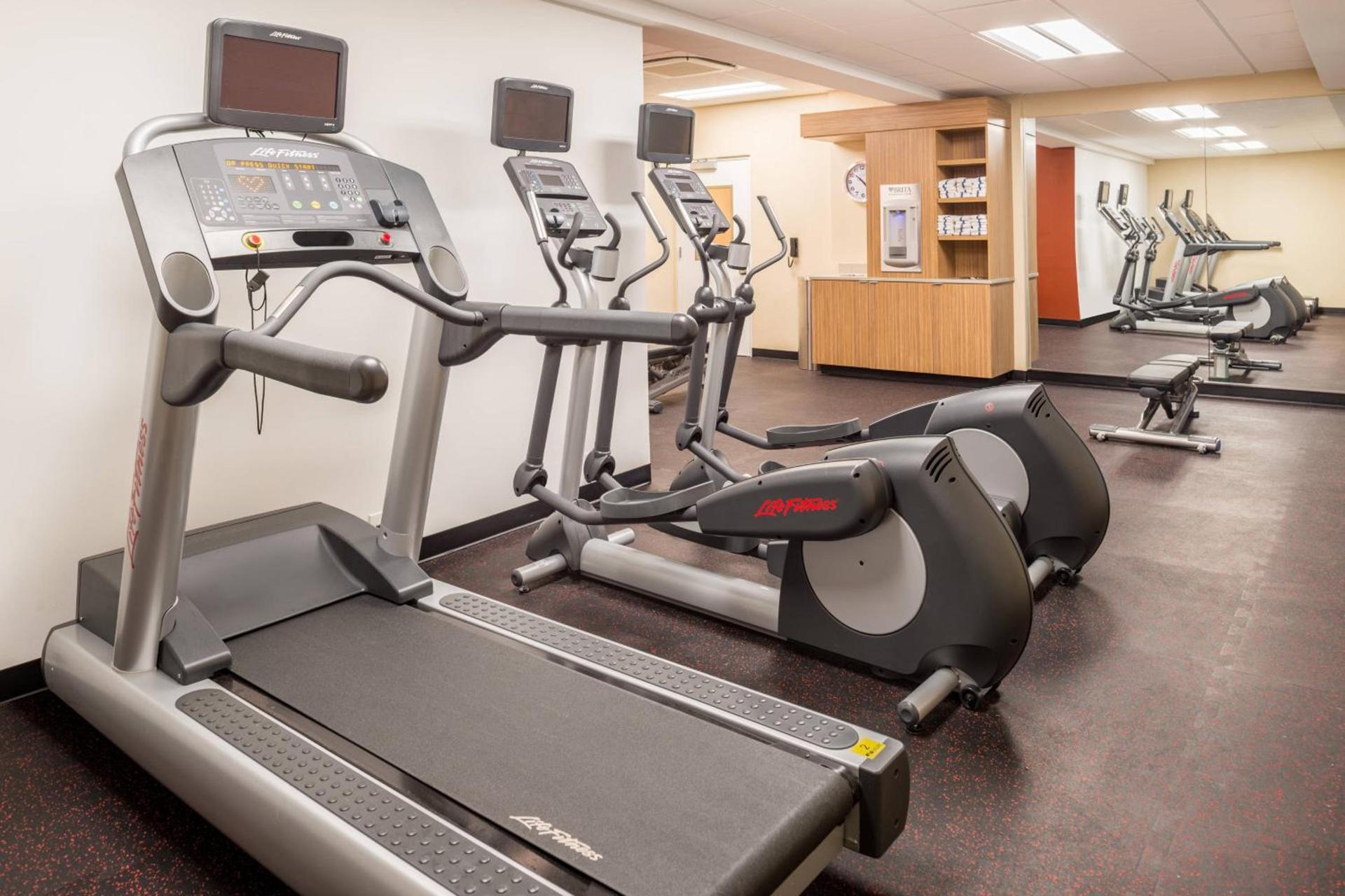 TownePlace Suites by Marriott New Hartford photo 41