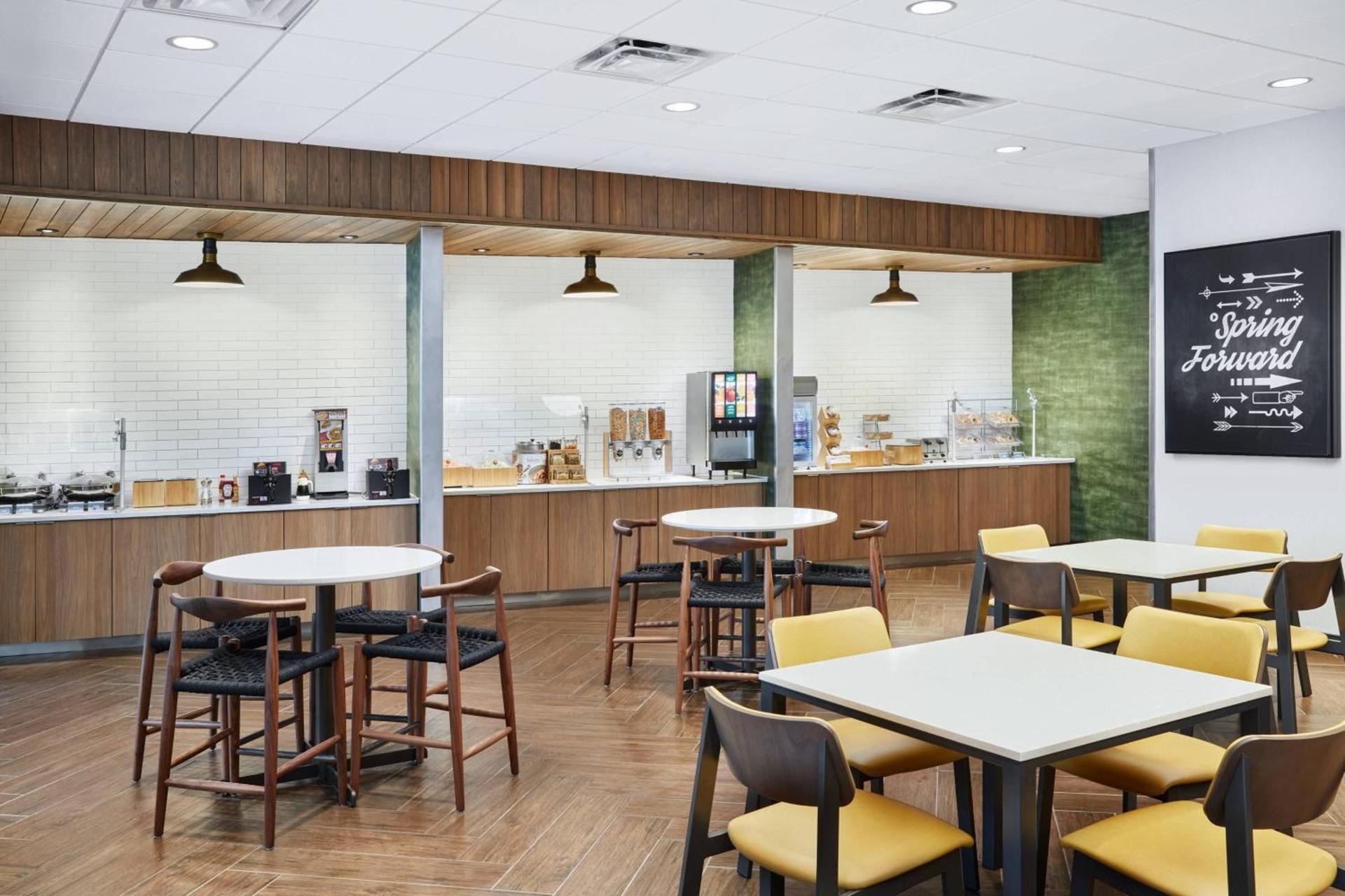 Fairfield Inn & Suites by Marriott Raleigh Wake Forest photo 18