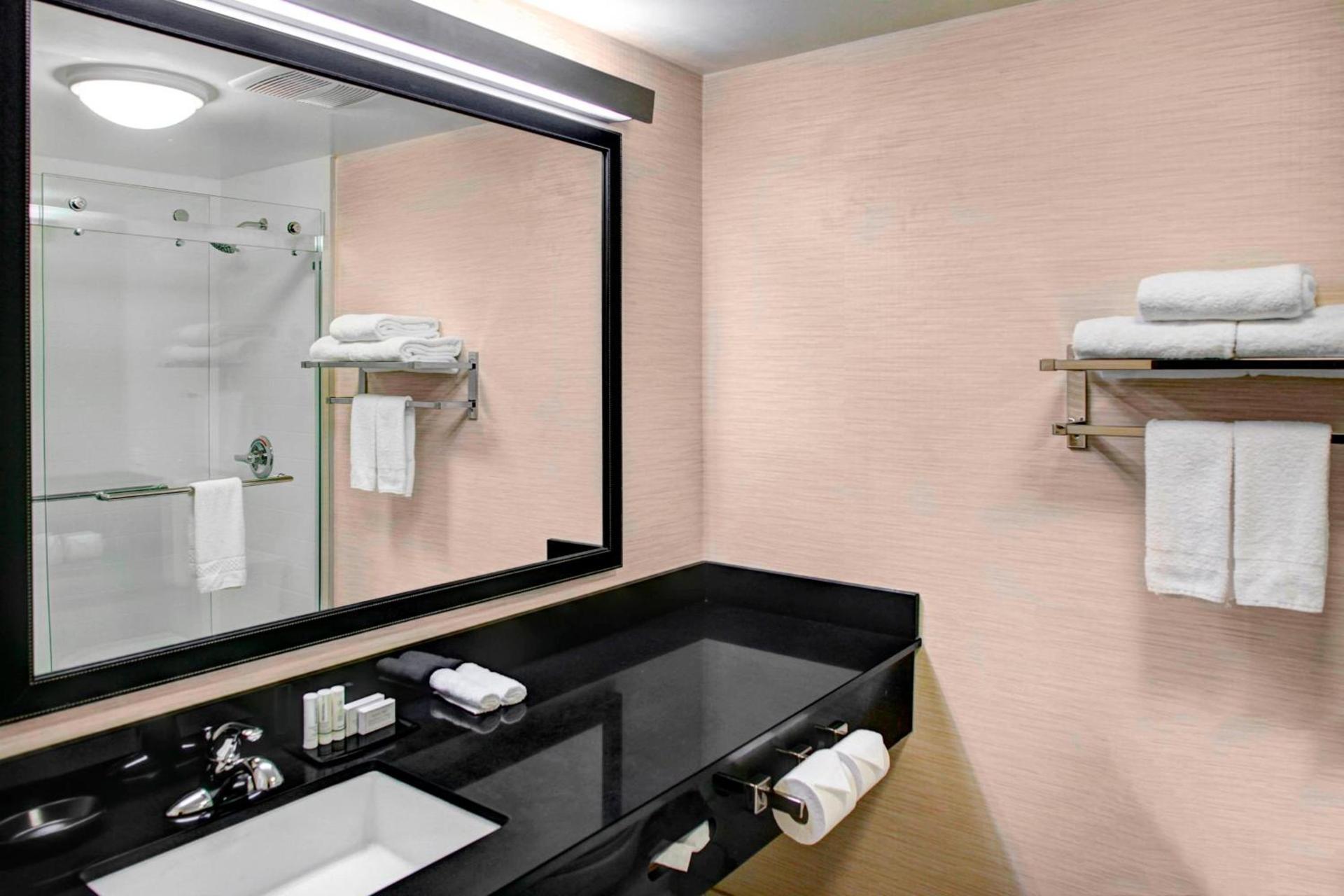 Fairfield Inn & Suites by Marriott Los Angeles LAX/El Segundo photo 12