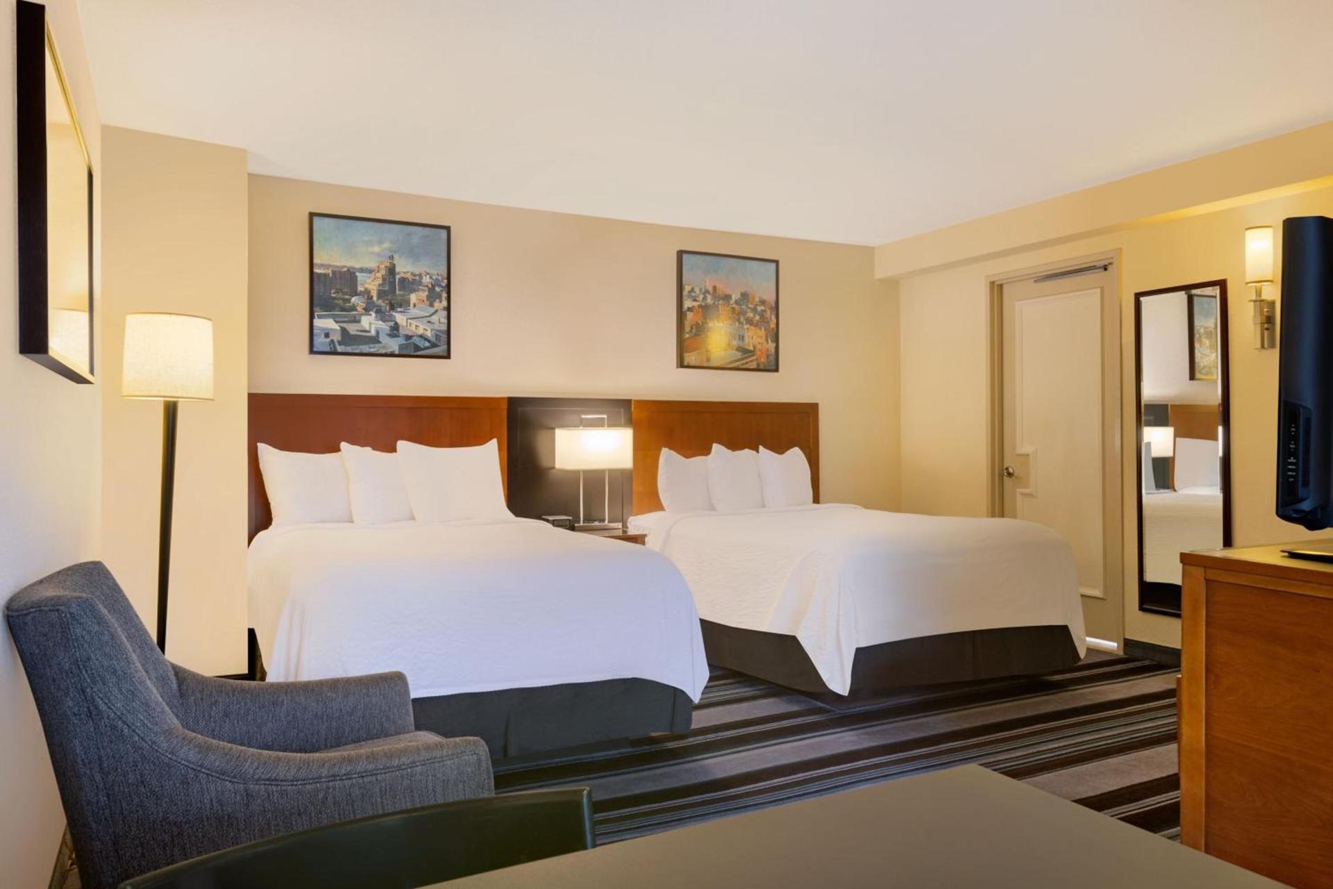 Residence Inn by Marriott New York Manhattan/Times Square photo 9