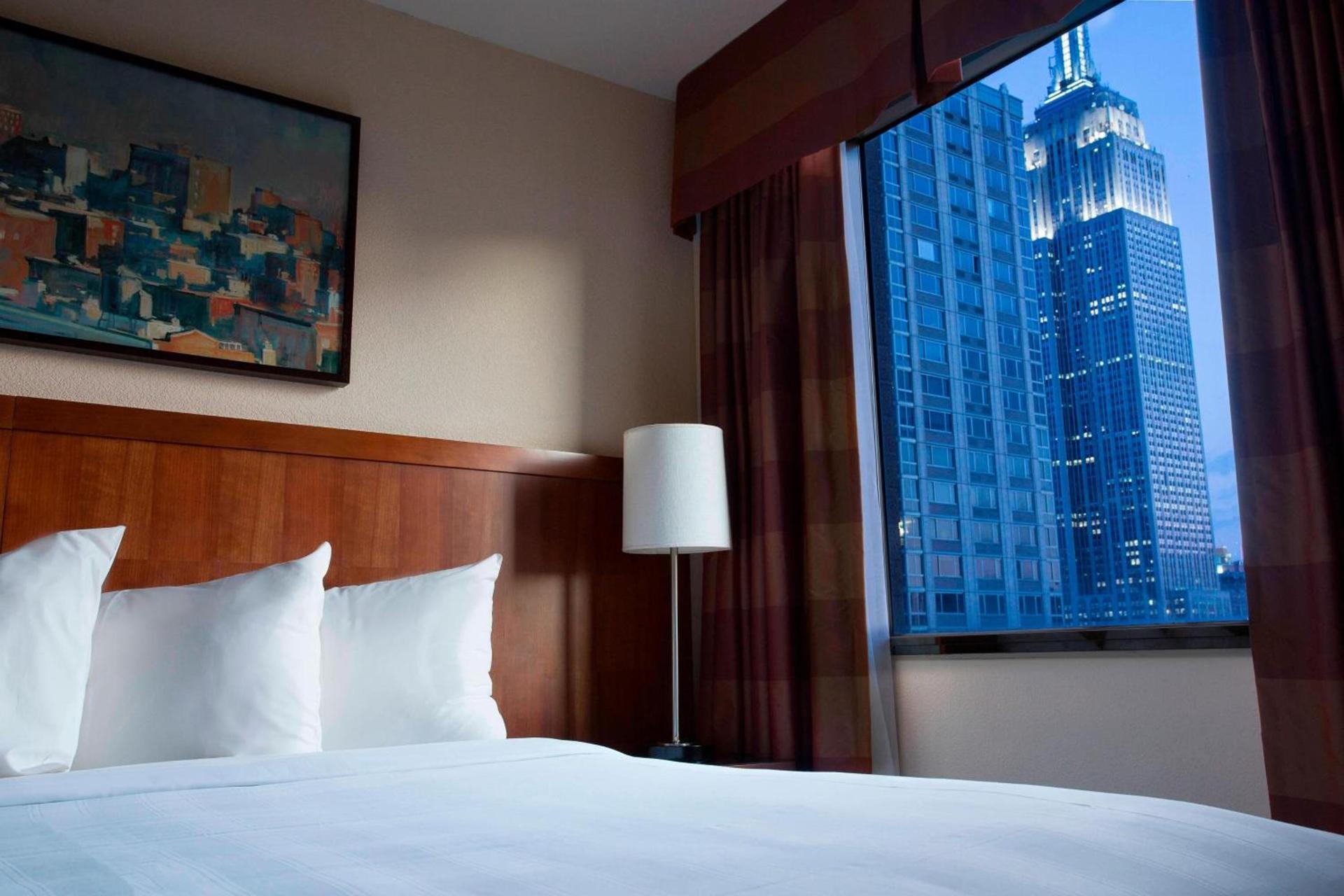Residence Inn by Marriott New York Manhattan/Times Square photo 13