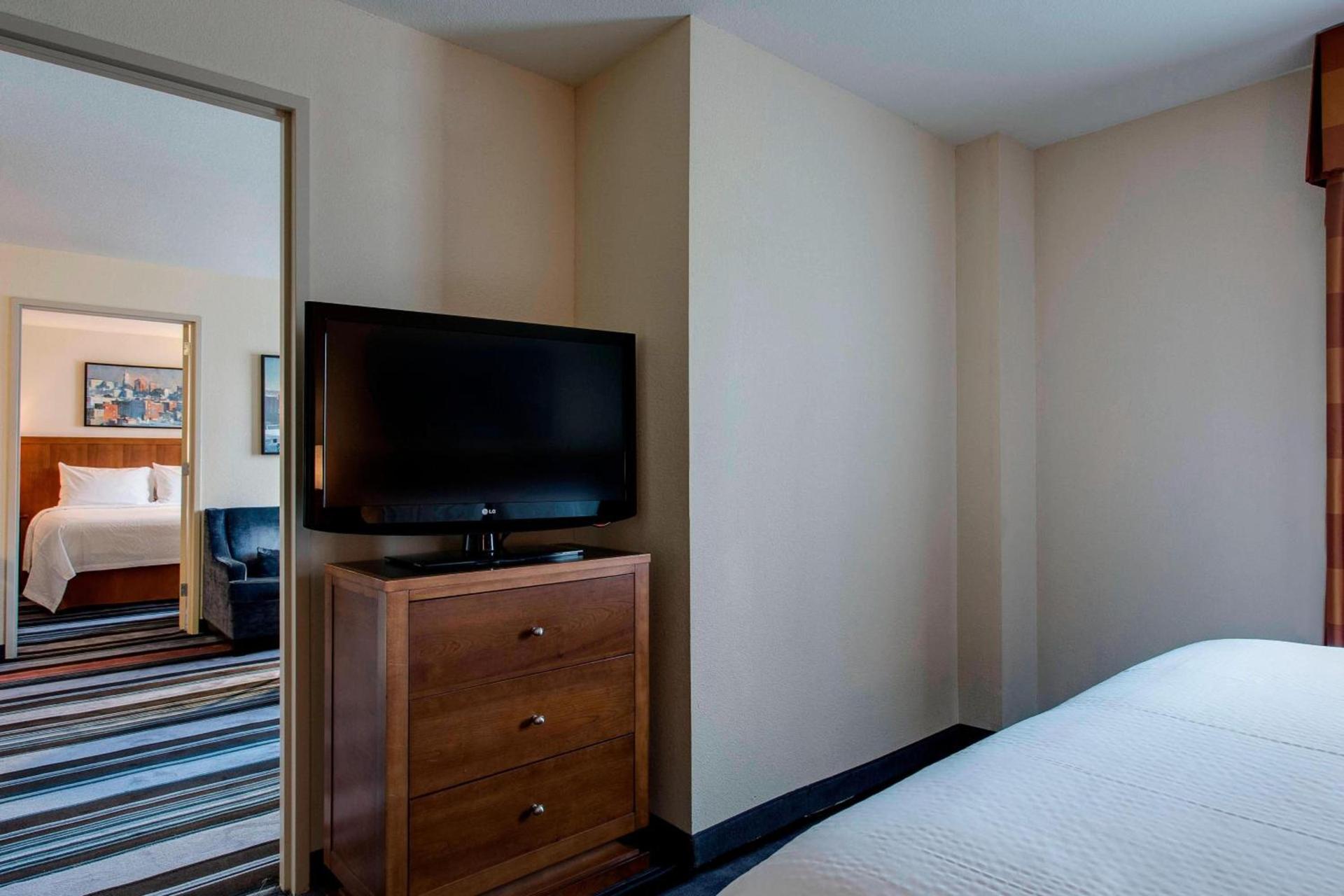Residence Inn by Marriott New York Manhattan/Times Square photo 14