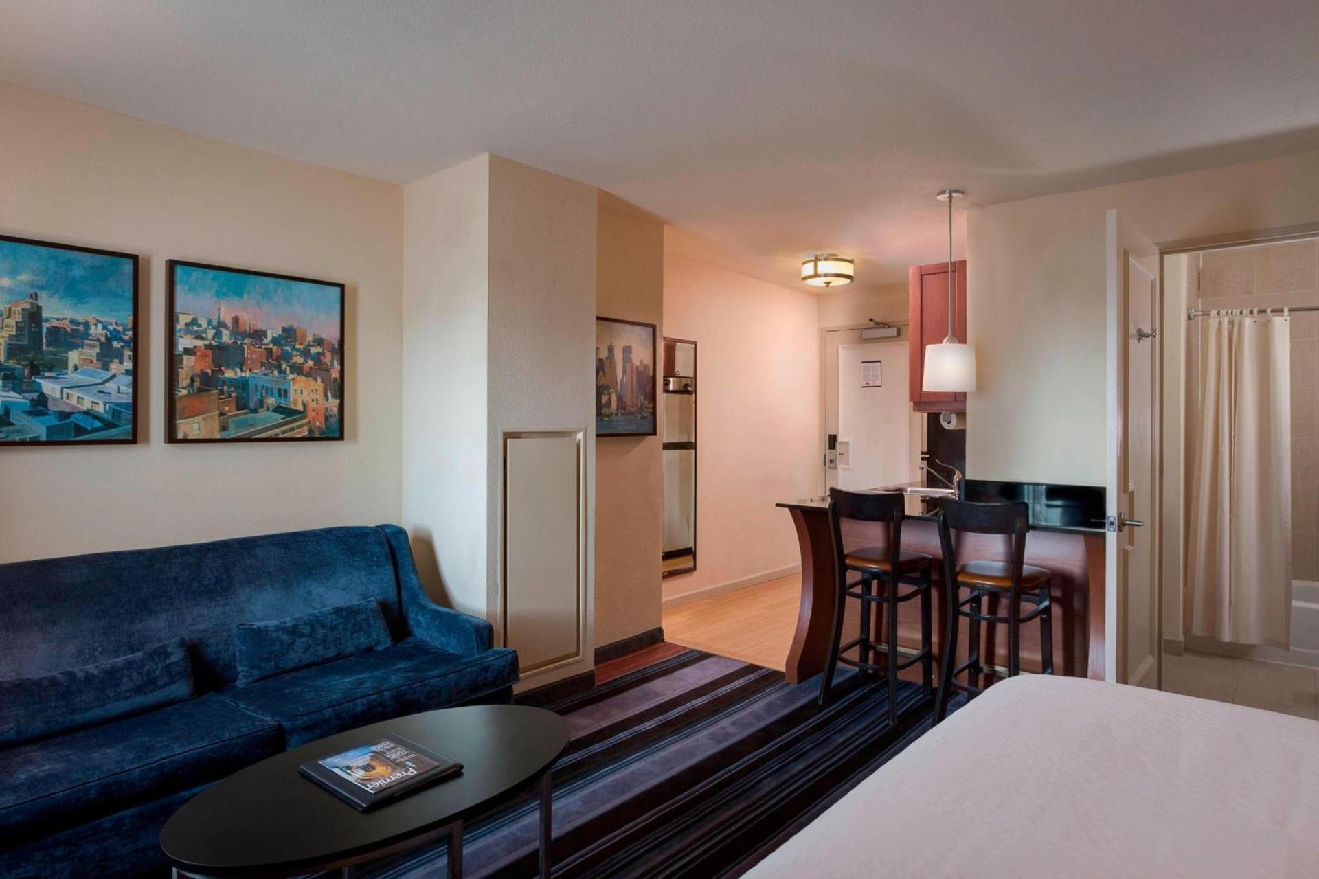 Residence Inn by Marriott New York Manhattan/Times Square photo 16