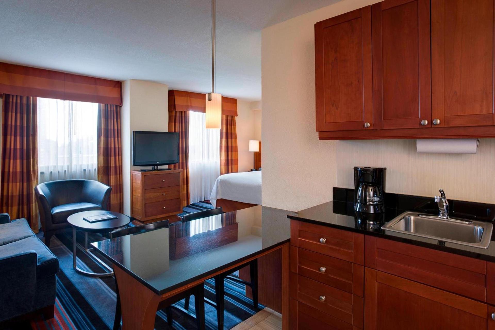Residence Inn by Marriott New York Manhattan/Times Square photo 22