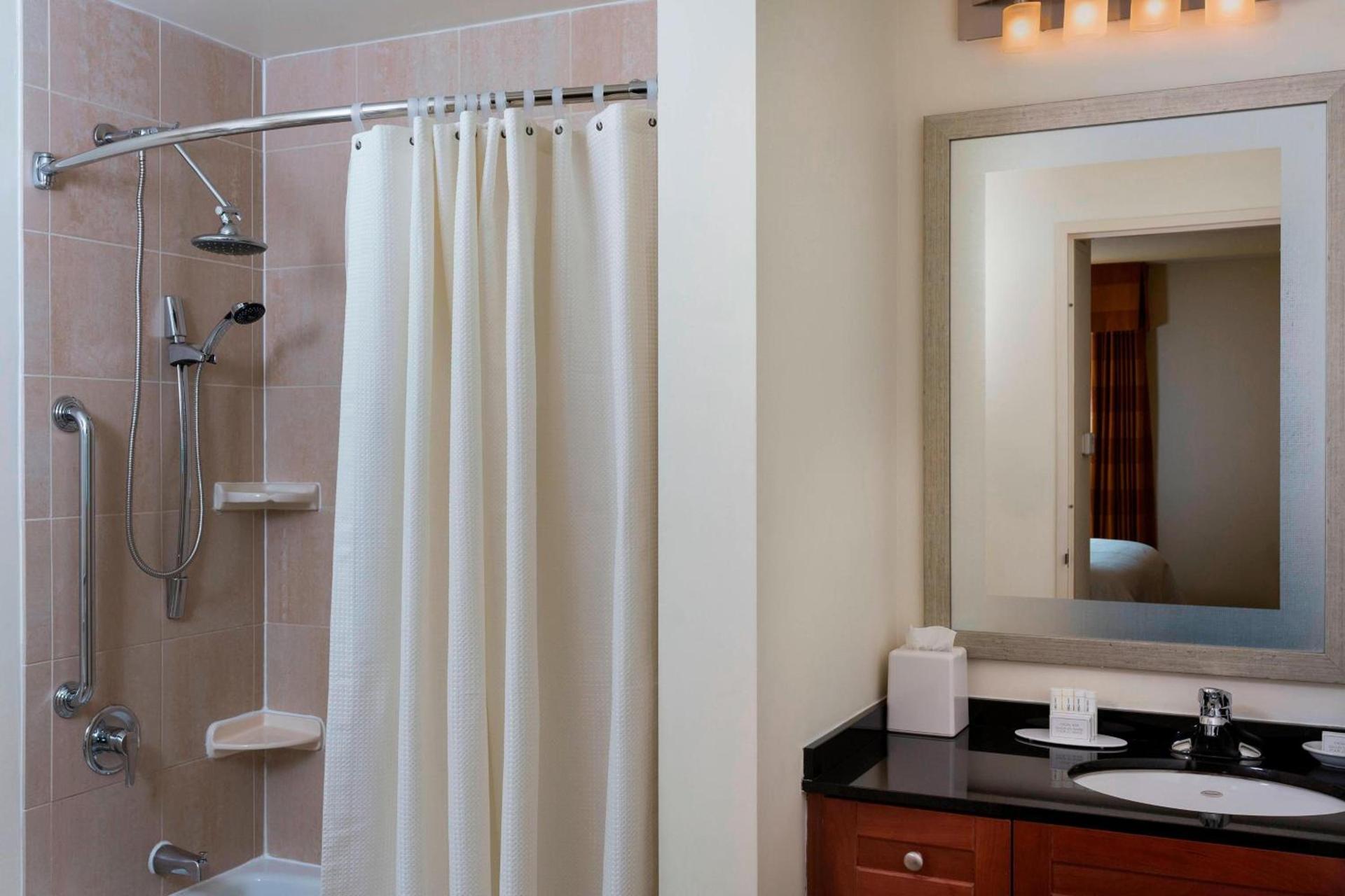 Residence Inn by Marriott New York Manhattan/Times Square photo 30