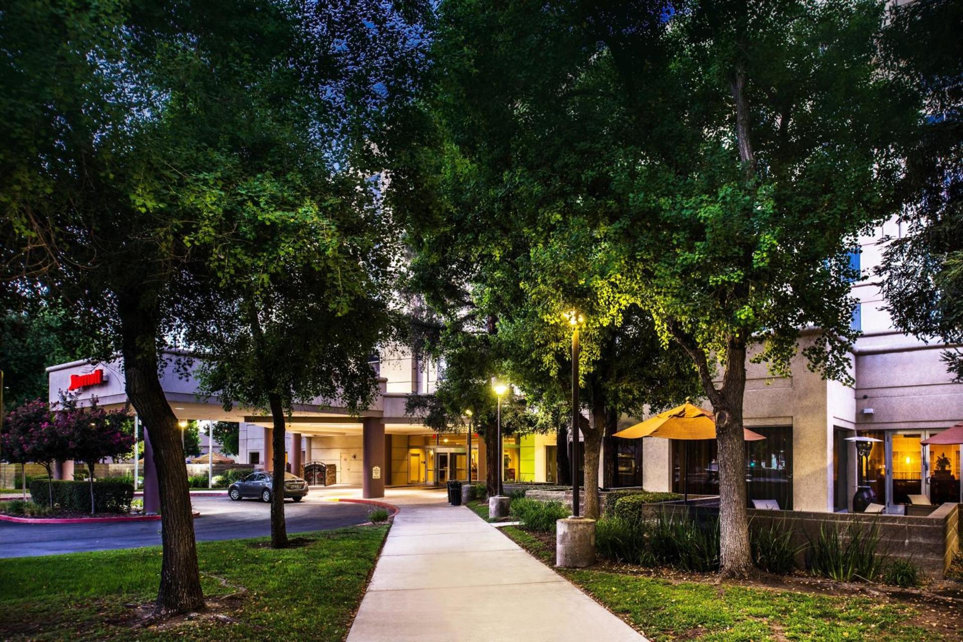 Visalia Marriott at the Convention Center photo 31