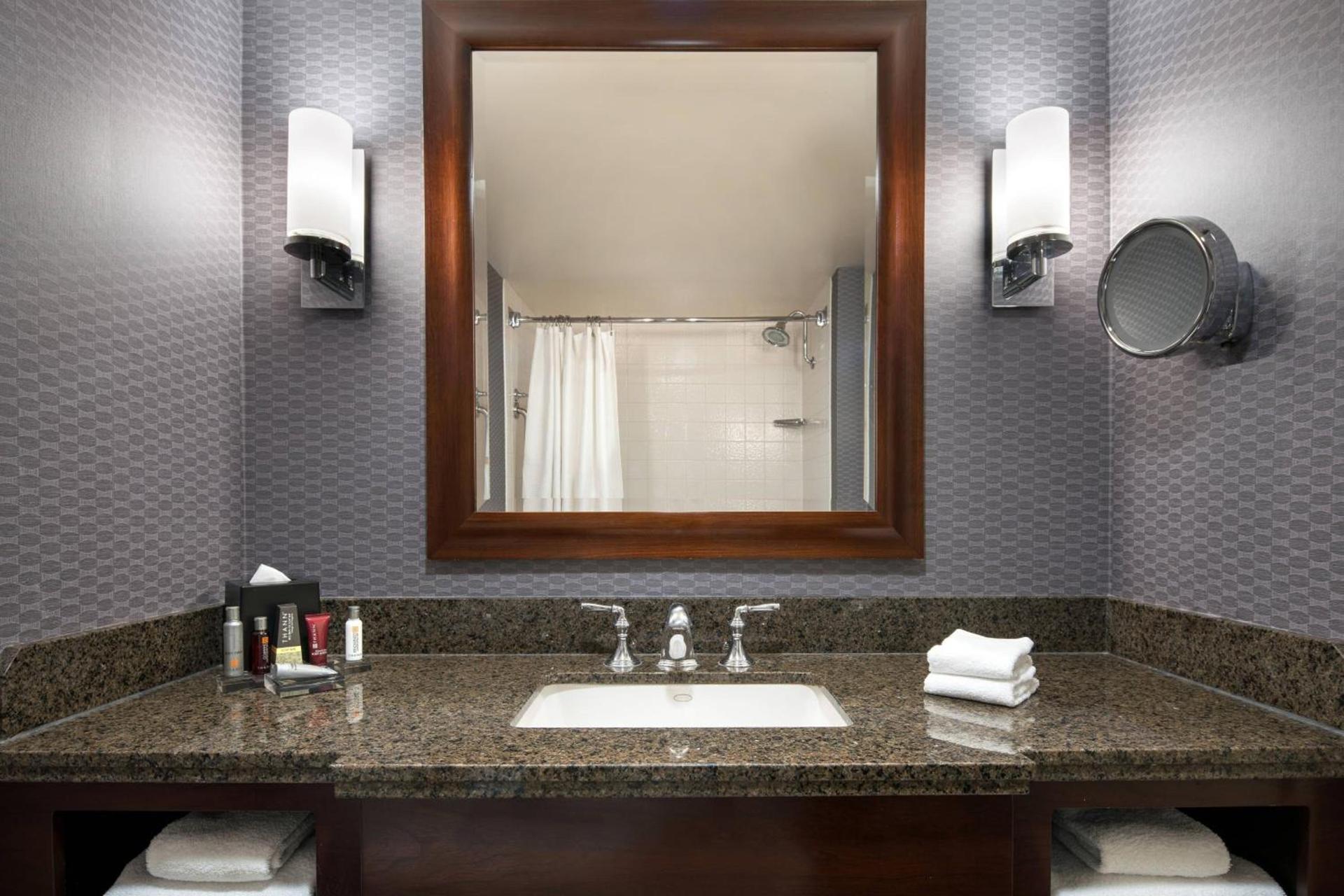Visalia Marriott at the Convention Center photo 8
