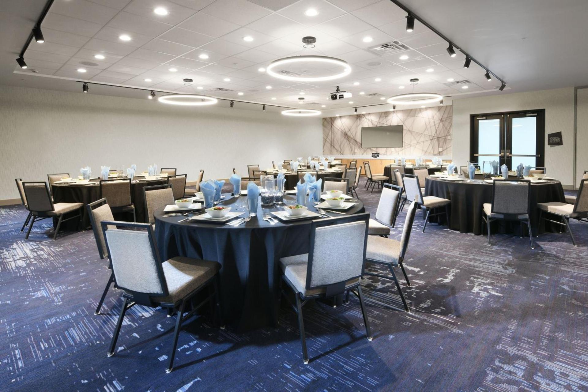 Aloft by Marriott Dallas Euless photo 30