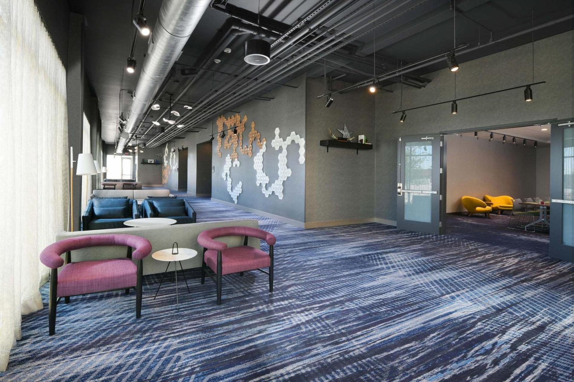 Aloft by Marriott Dallas Euless photo 32
