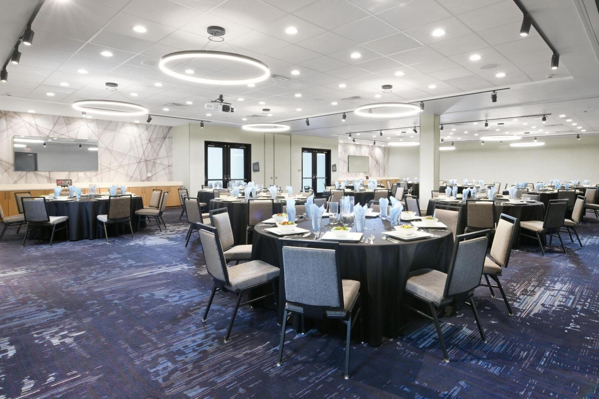 Aloft by Marriott Dallas Euless photo 31