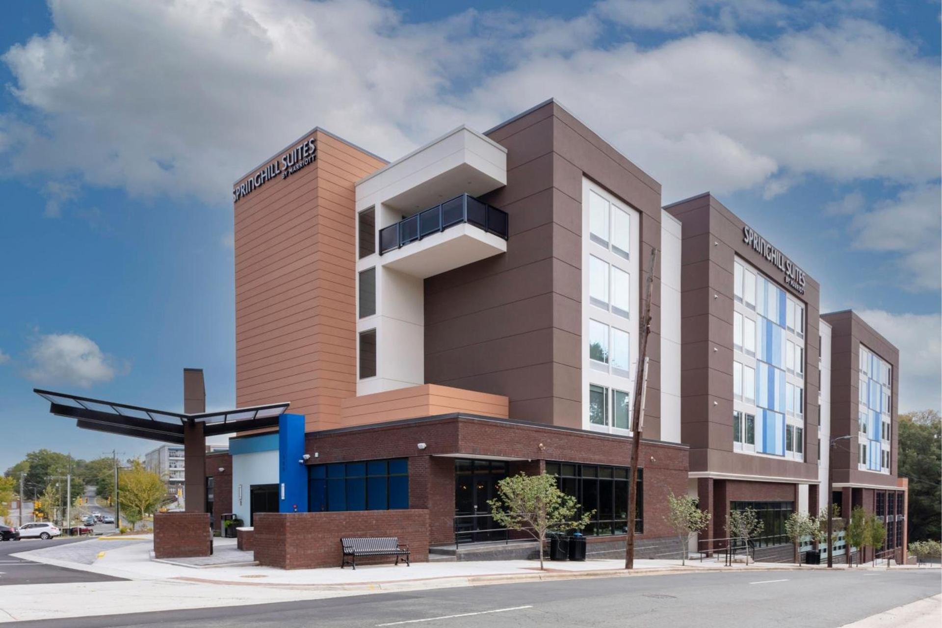 SpringHill Suites By Marriott Durham City View photo 2