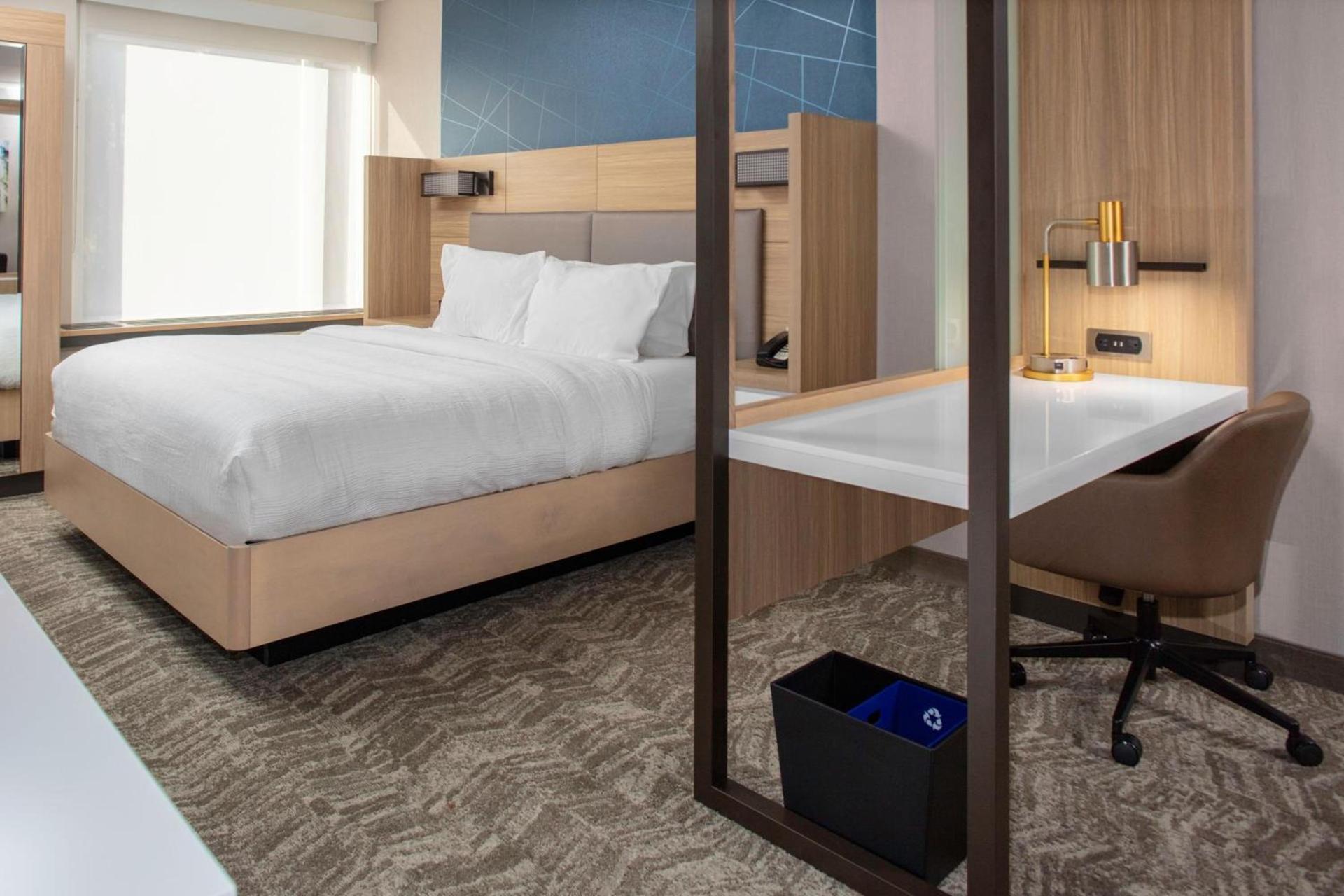 SpringHill Suites By Marriott Durham City View photo 14
