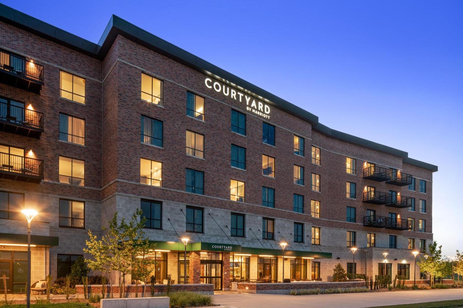 Courtyard by Marriott Houston Northeast photo 1
