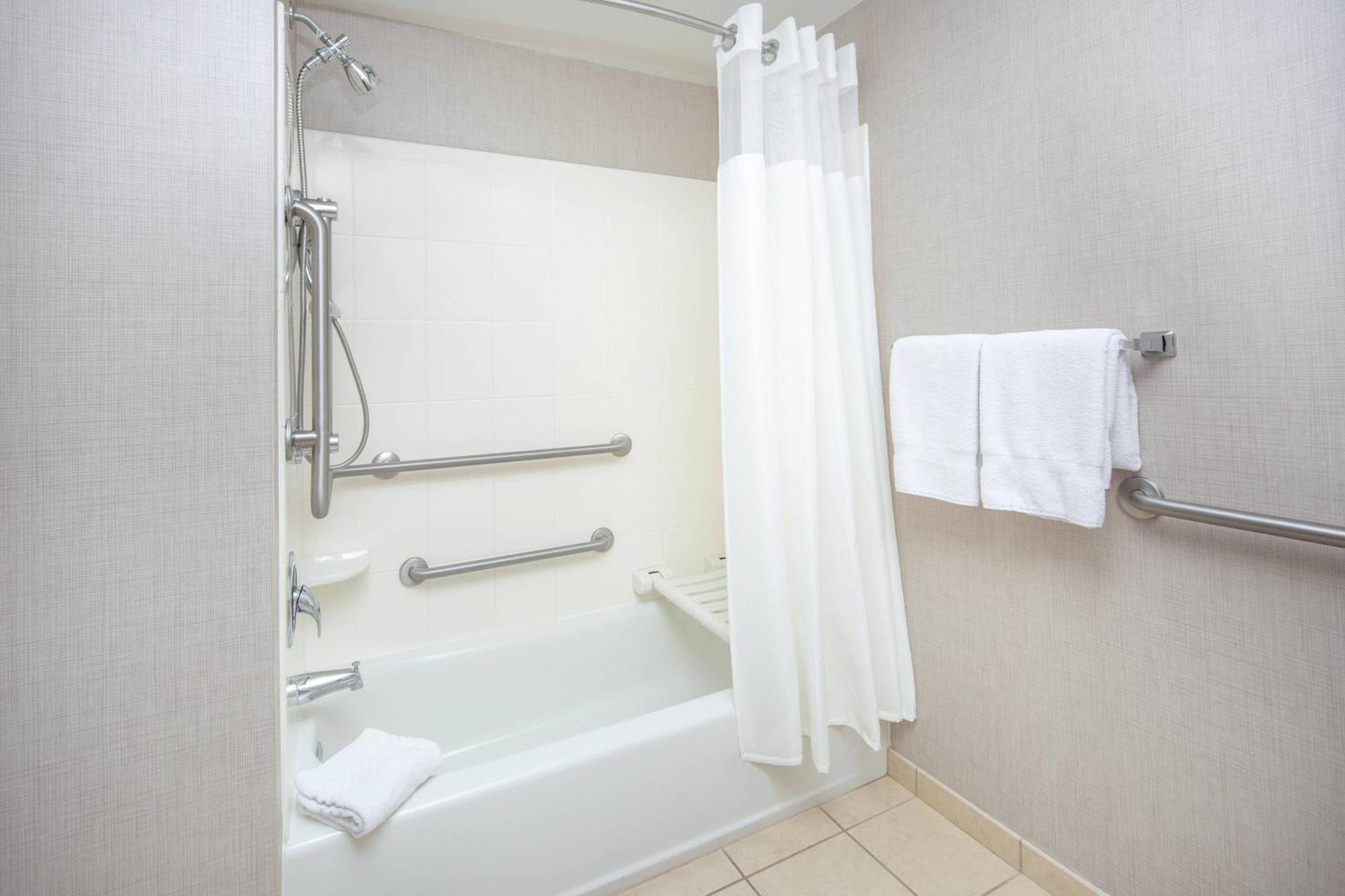 Residence Inn Phoenix NW/Surprise photo 18