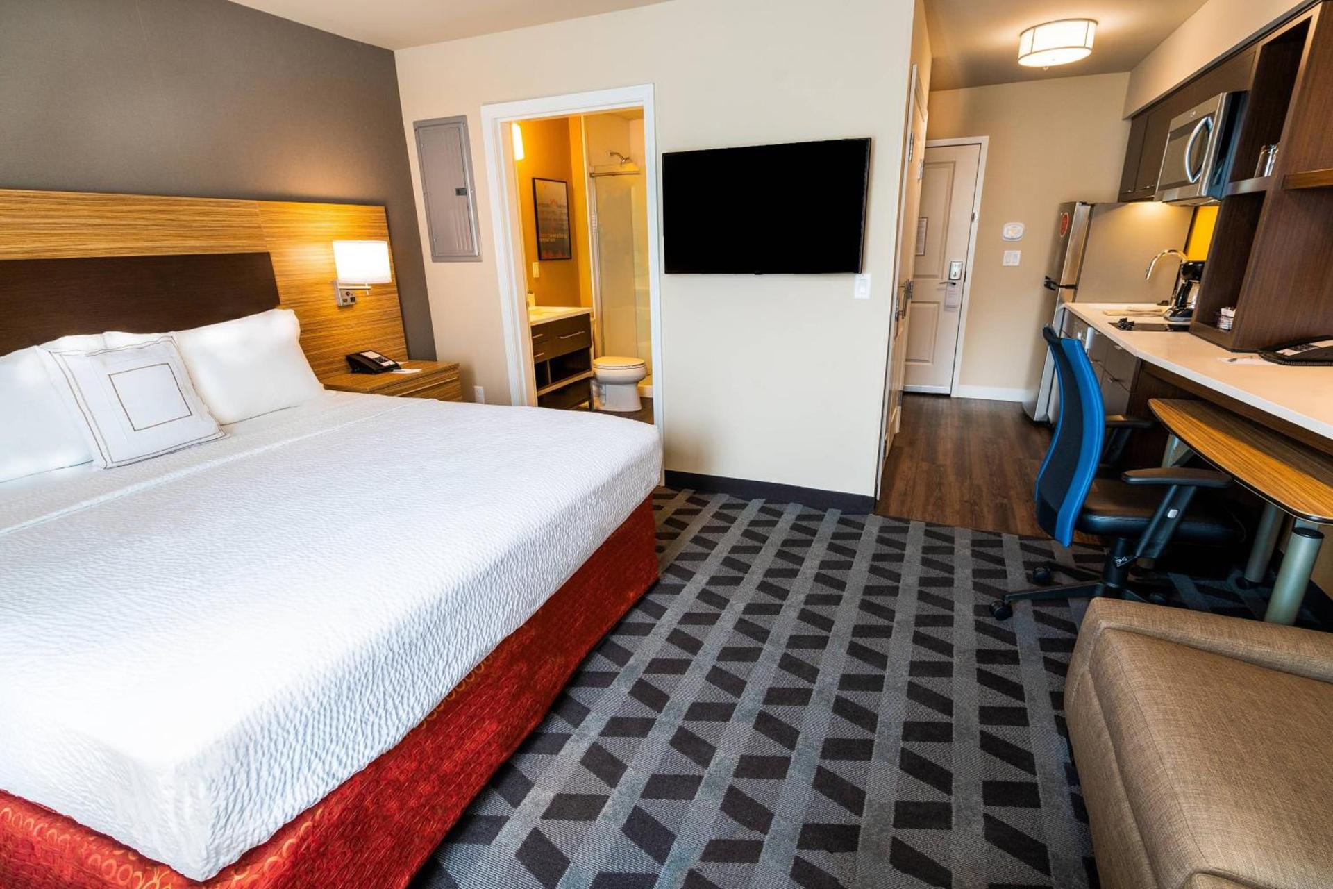 TownePlace Suites By Marriott Las Vegas Stadium District photo 7