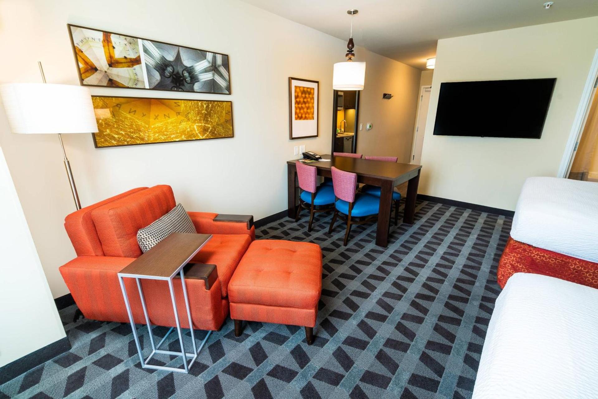 TownePlace Suites By Marriott Las Vegas Stadium District photo 22