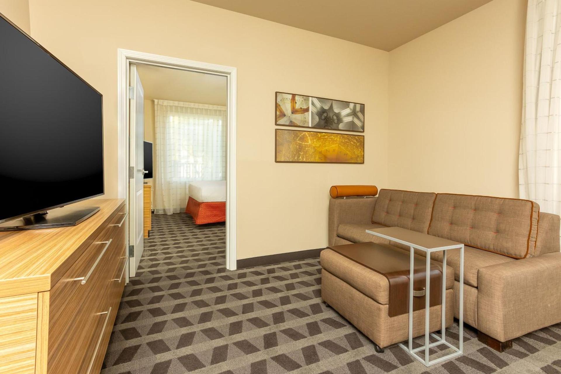 TownePlace Suites By Marriott Las Vegas Stadium District photo 42
