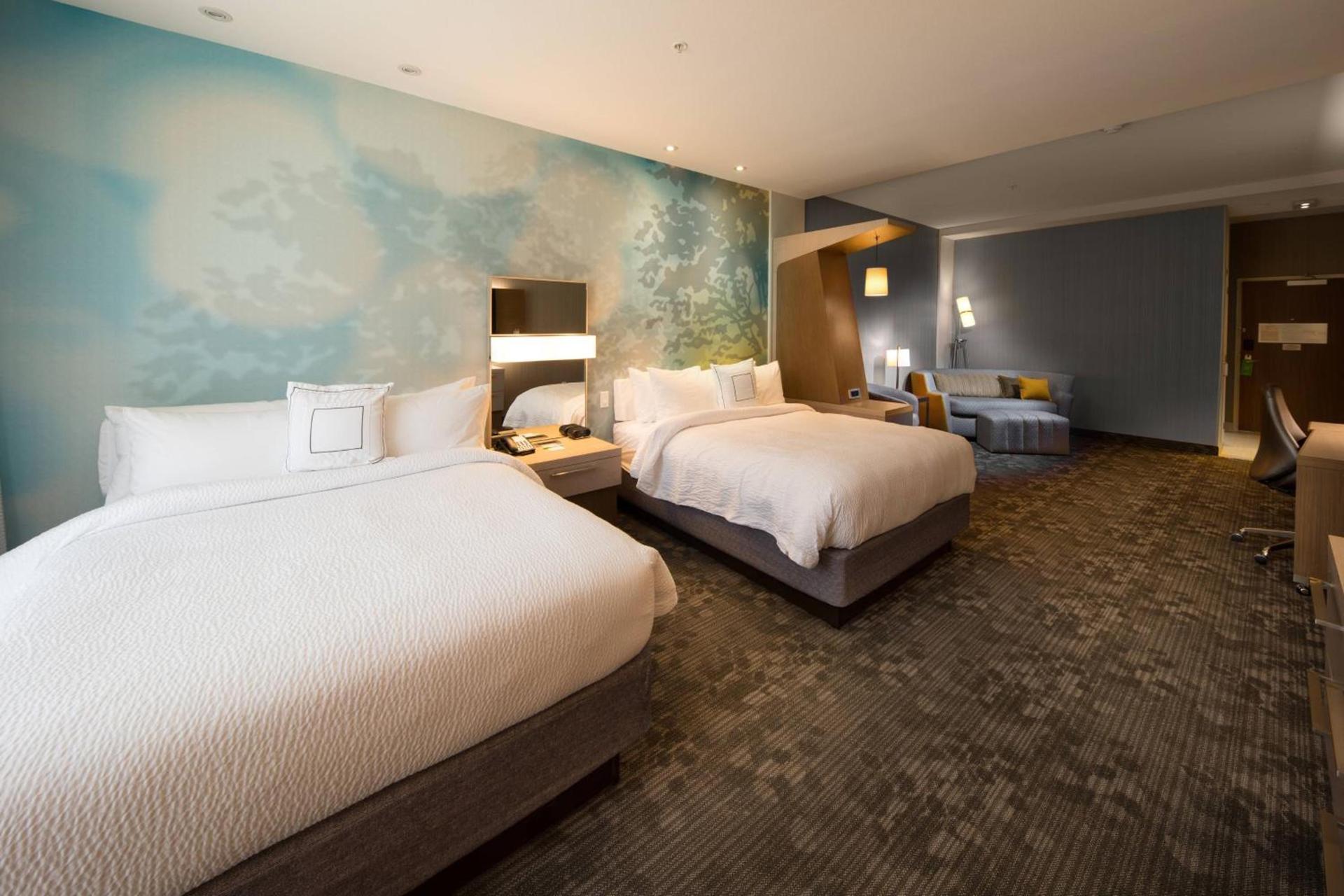 Courtyard by Marriott Russellville photo 9