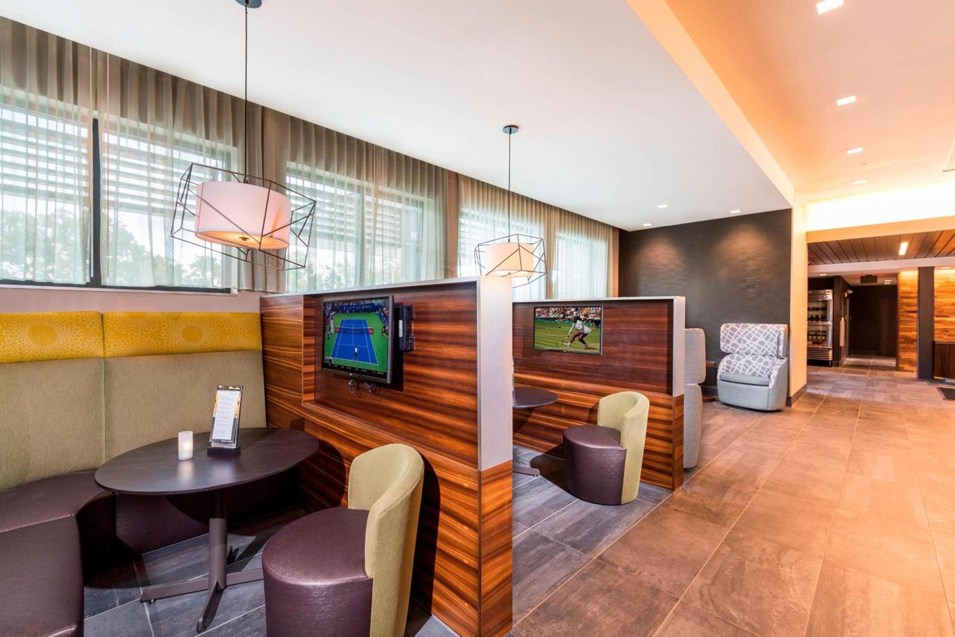 Courtyard by Marriott Tampa Northwest/Veterans Expressway photo 21