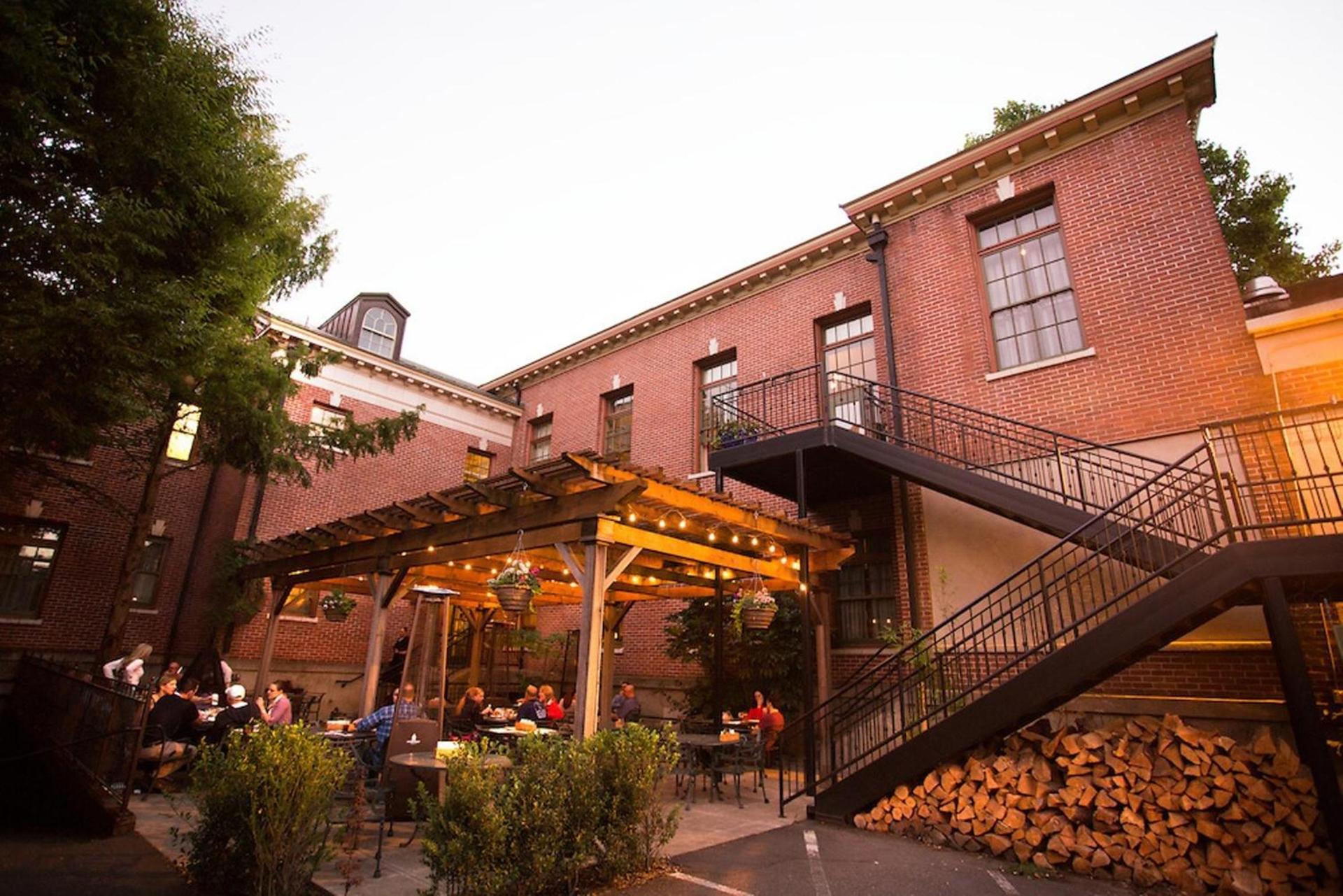 McMenamins Grand Lodge photo 26