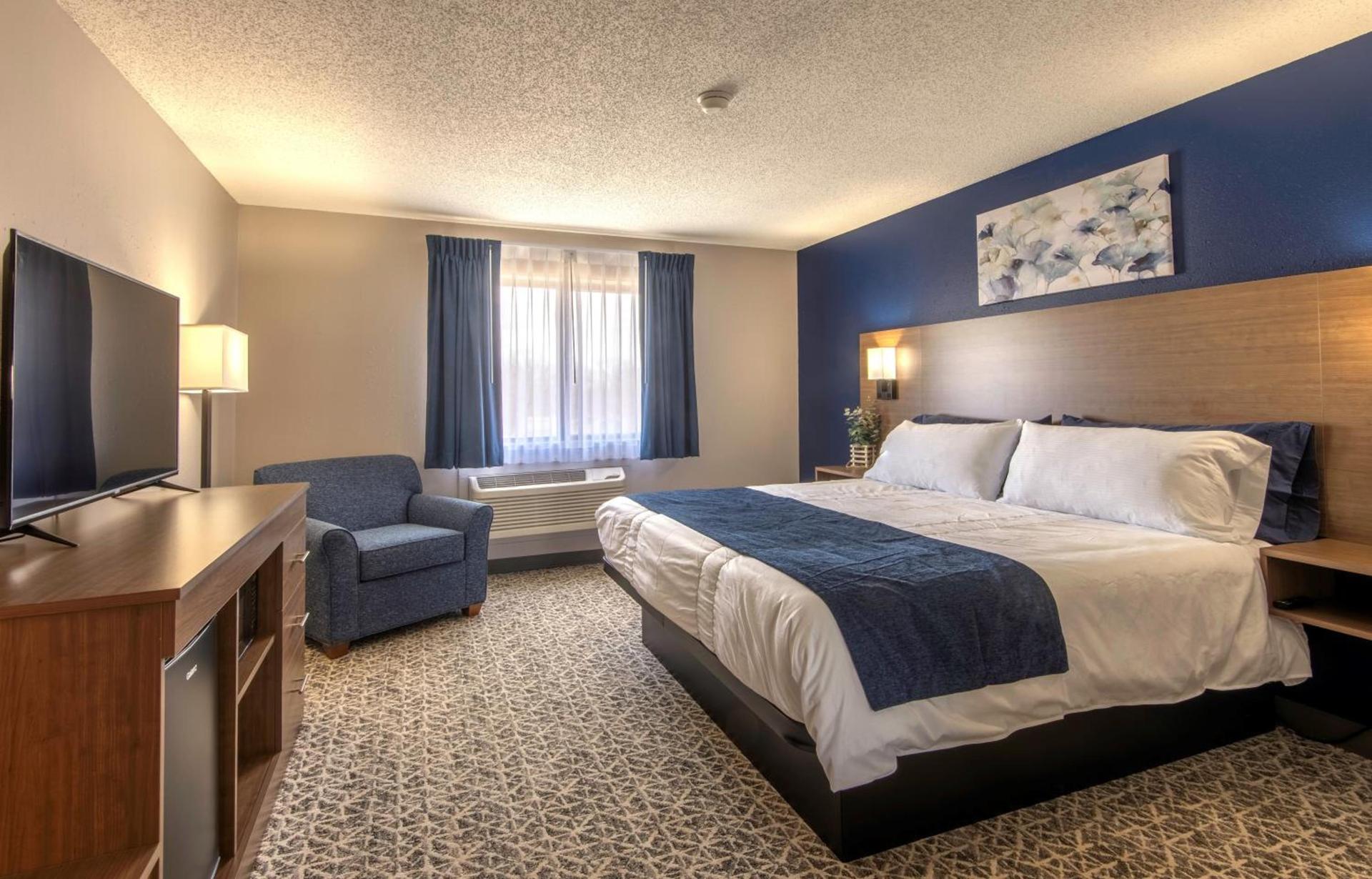 Hilltop Inn & Suites photo 21