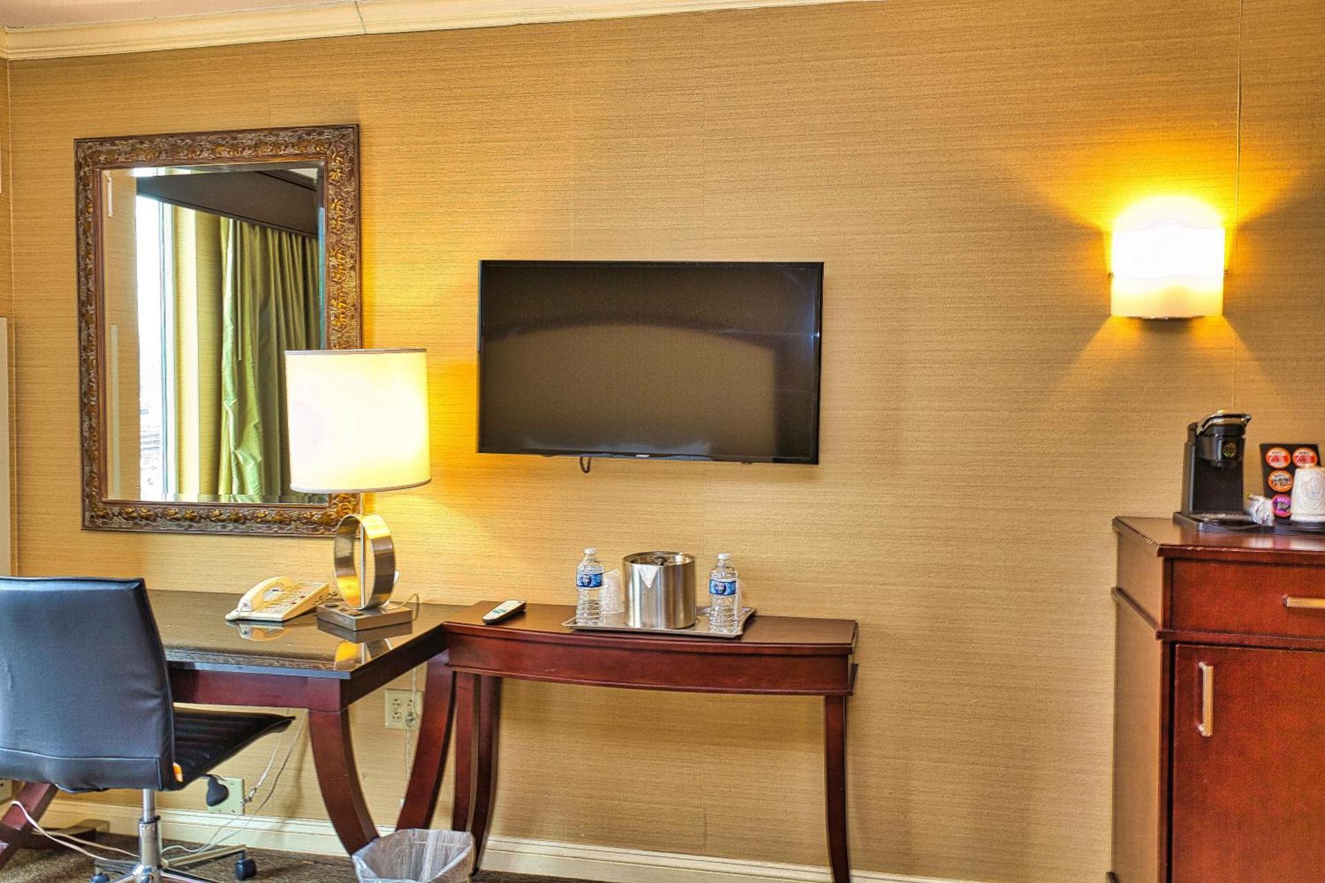 Wyndham Grand Pittsburgh photo 85