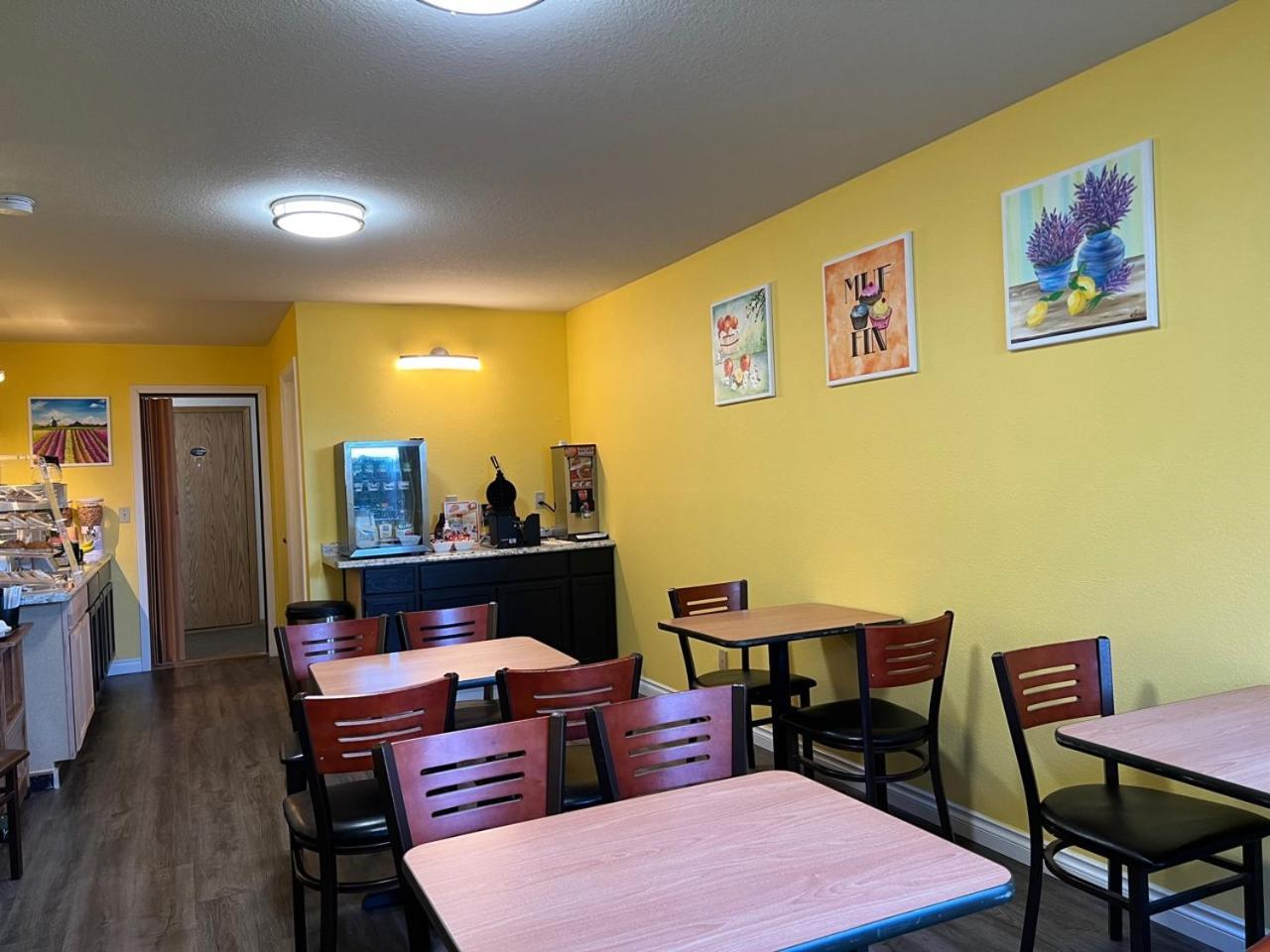 Ocean Star Inn photo 9
