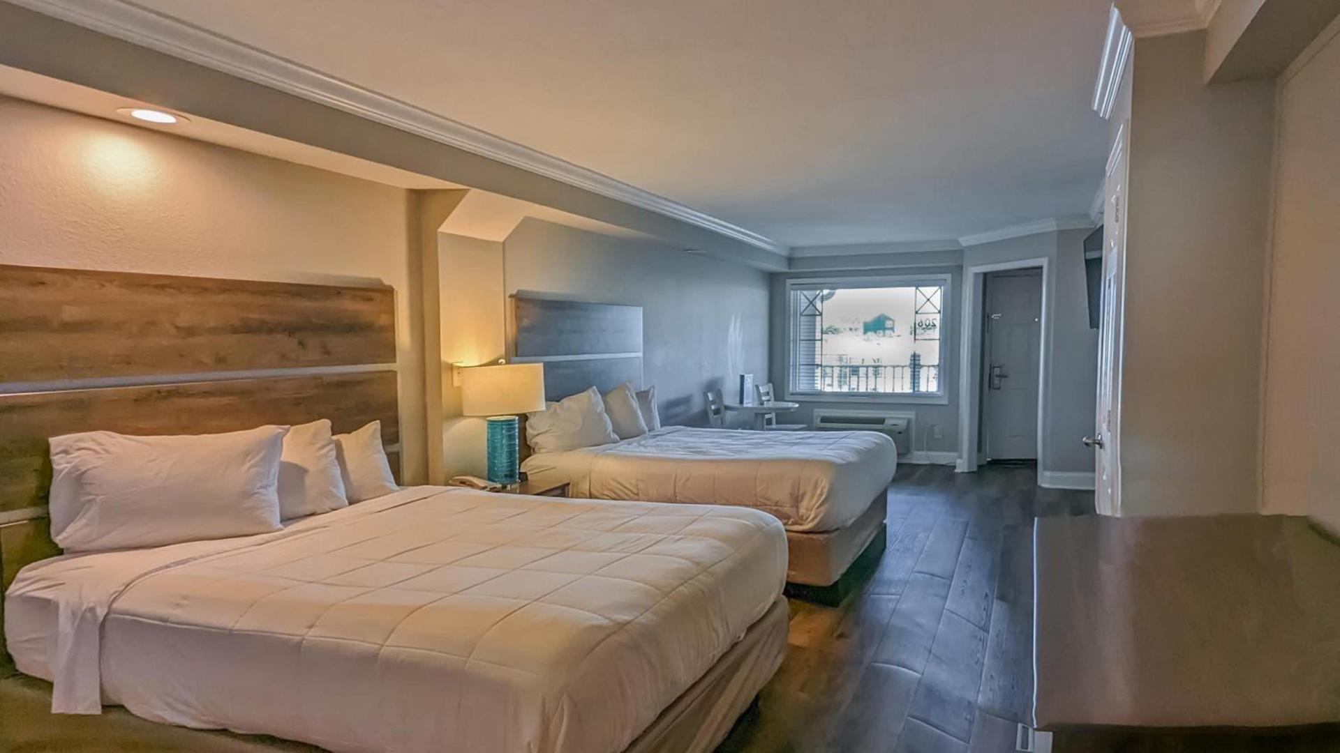 Islander Hotel & Resort photo 44