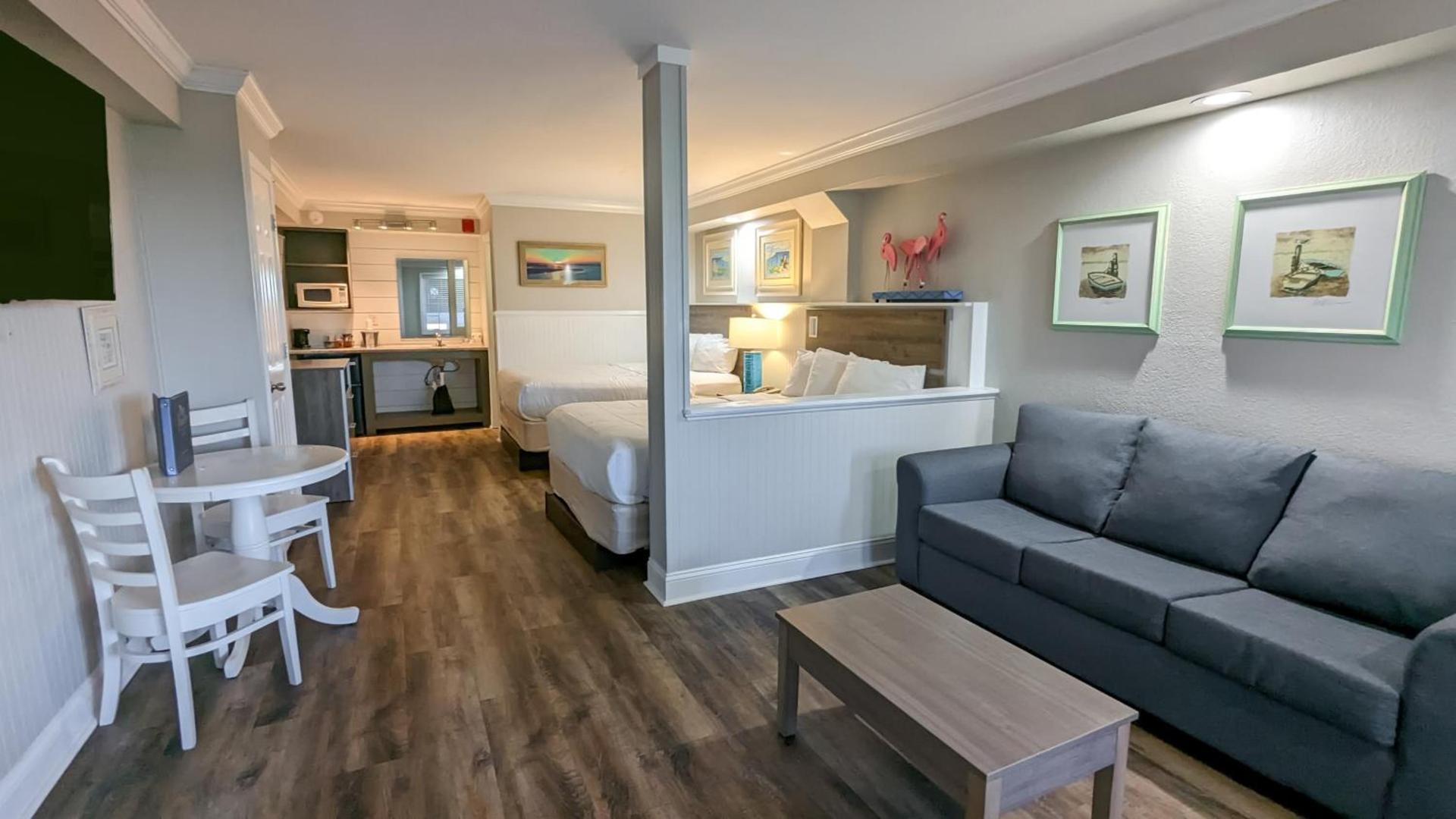 Islander Hotel & Resort photo 39