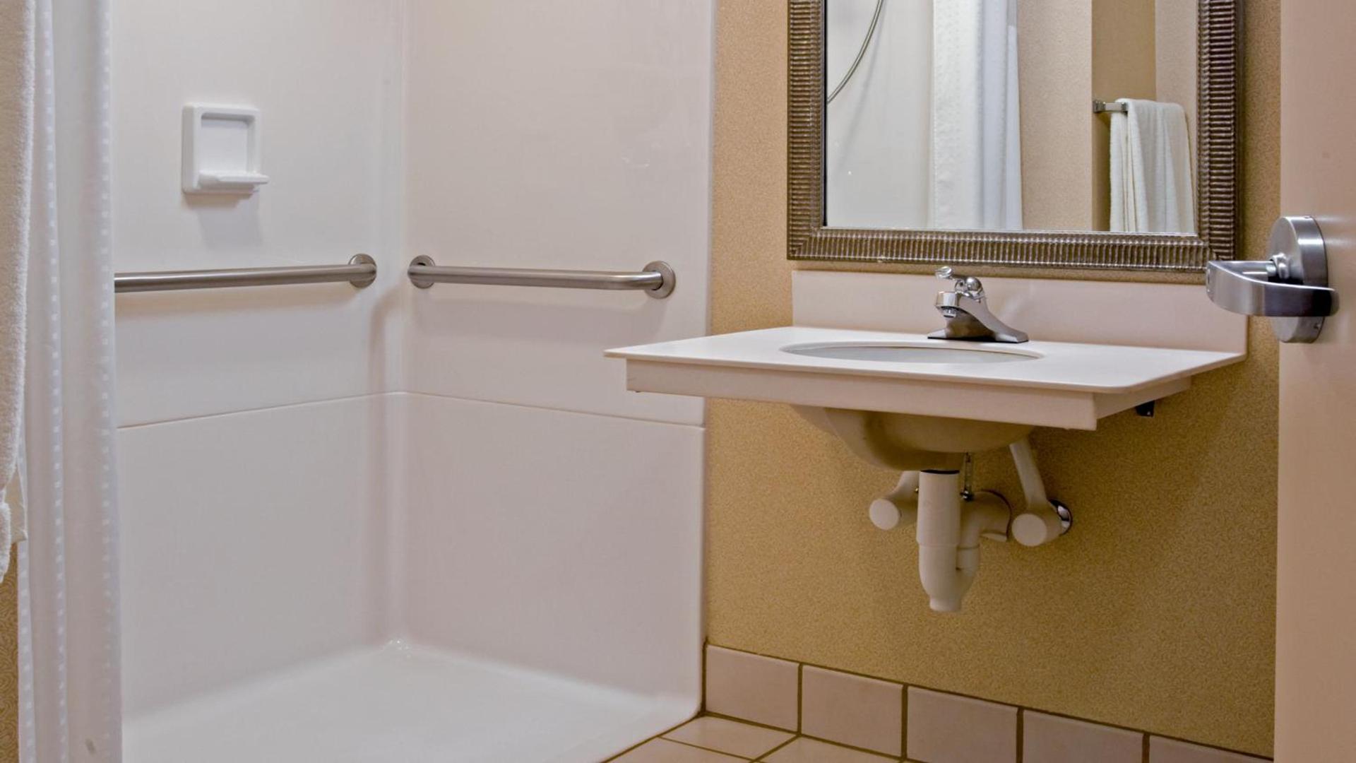 Quality Inn Horseheads photo 31