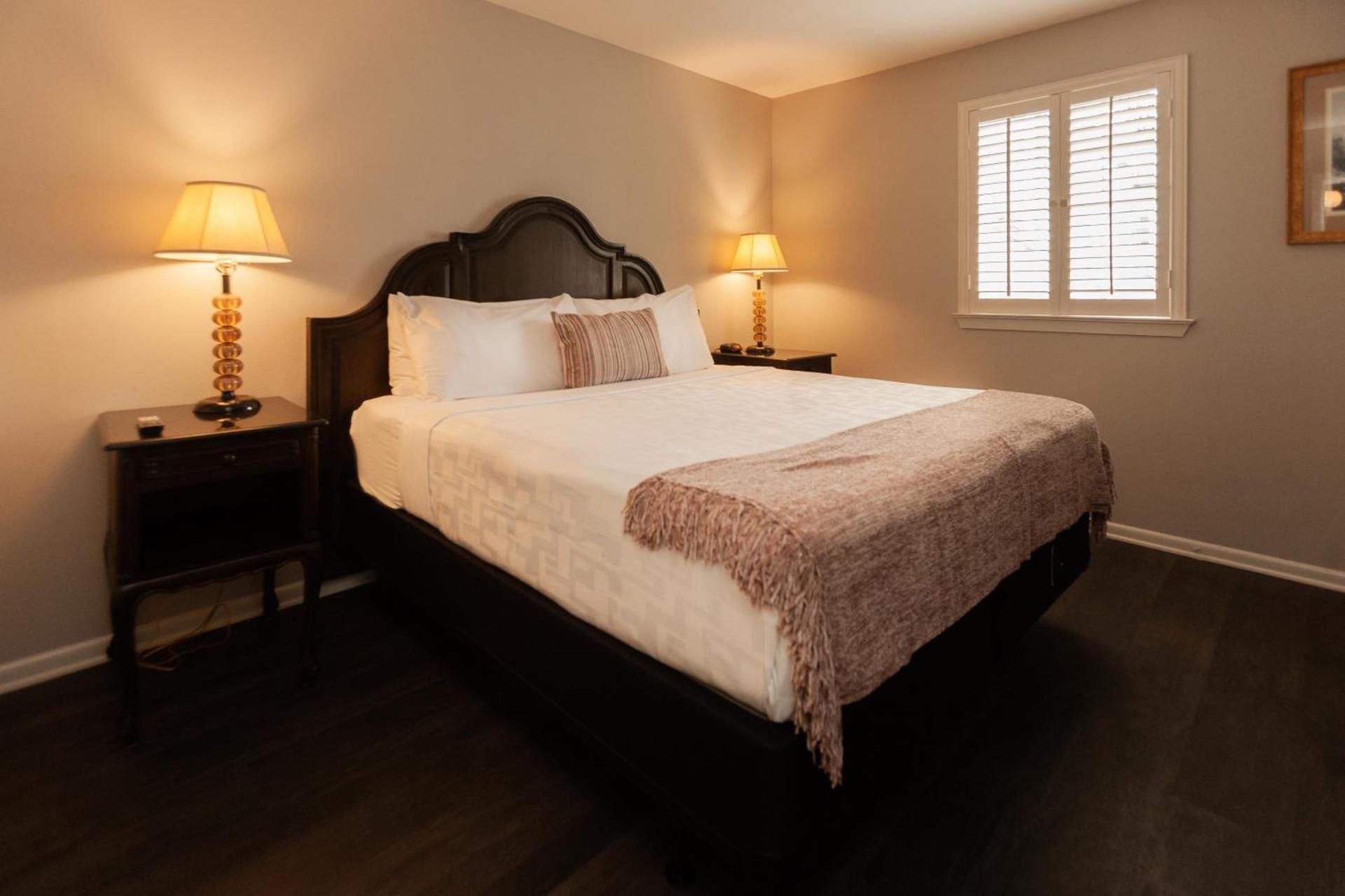 New Orleans Courtyard Hotel by the French Quarter photo 30