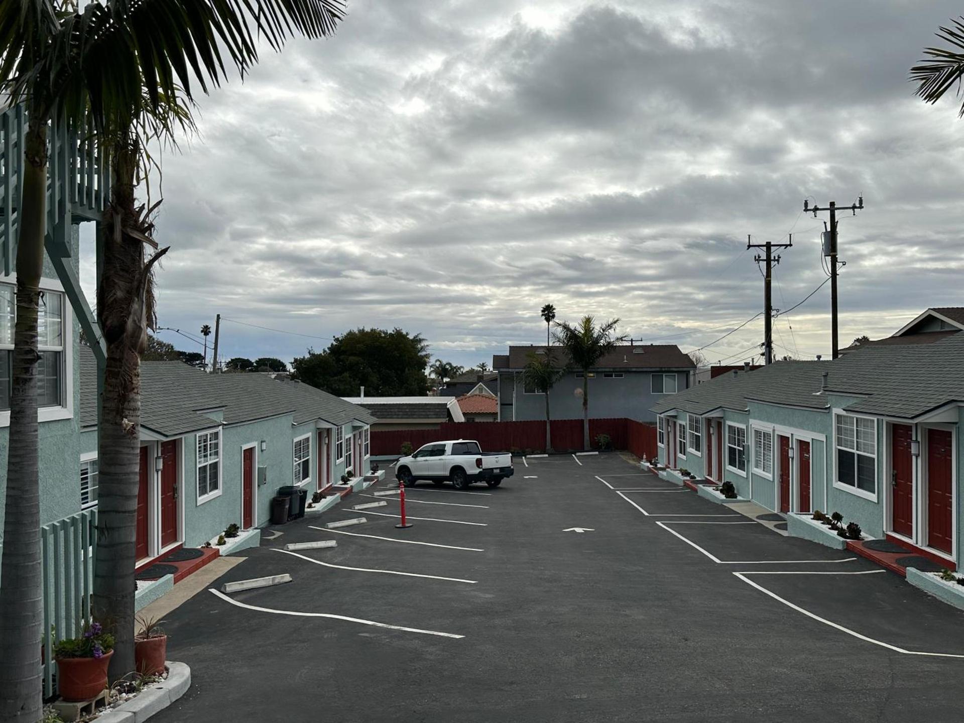 The Palomar Inn photo 5